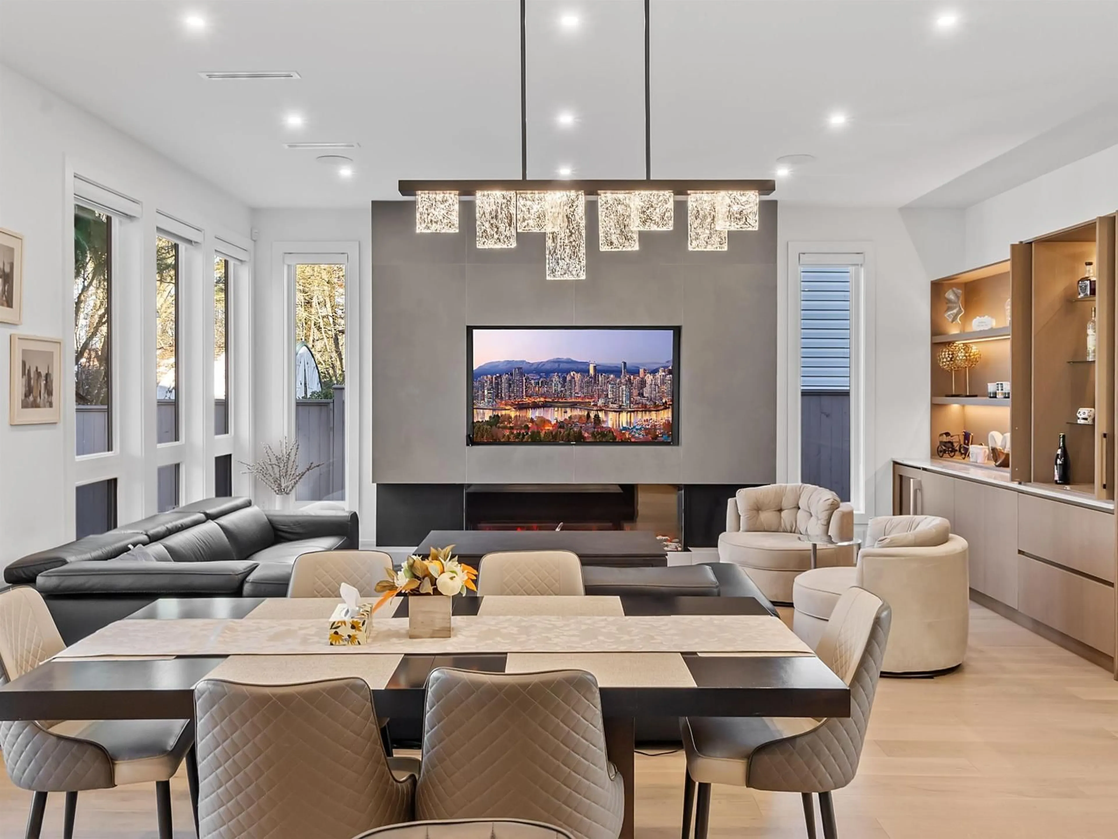 Living room with furniture, unknown for 14295 73A AVENUE, Surrey British Columbia V3W2R9