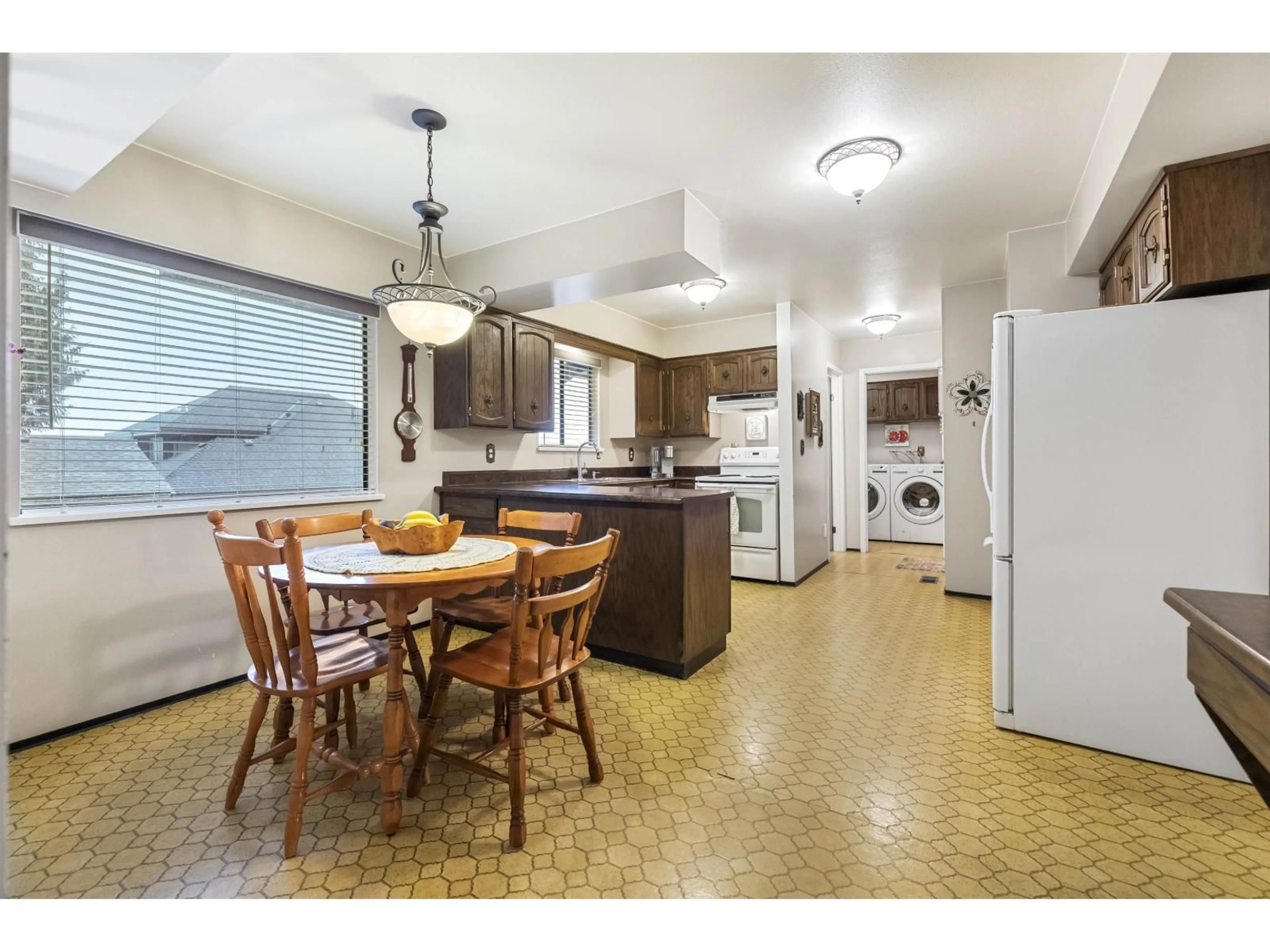 Unknown for 13474 15 AVENUE, Surrey British Columbia V4A1L2