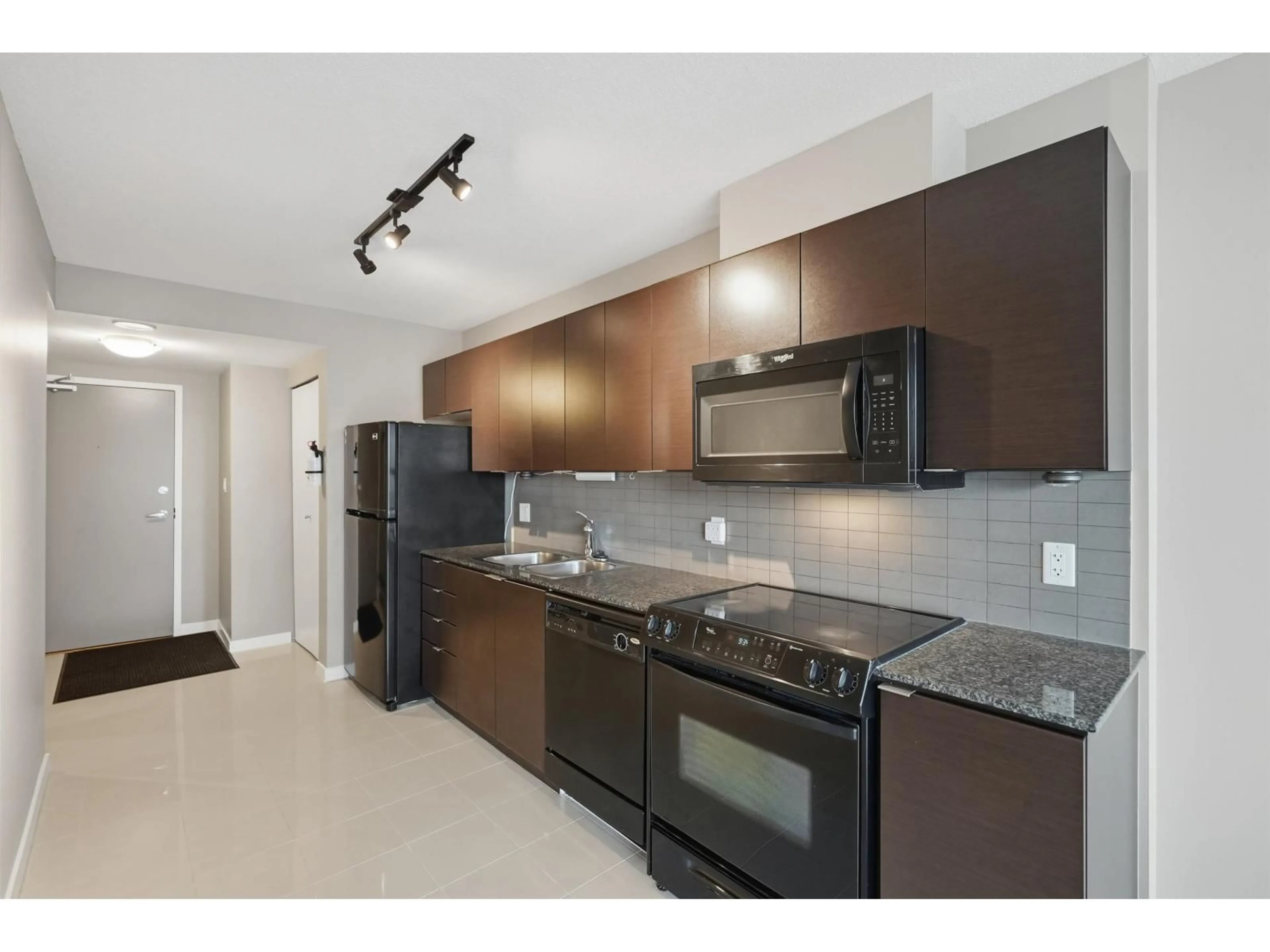 Standard kitchen, unknown for 2408 - 13618 100 AVENUE, Surrey British Columbia V3T0A8
