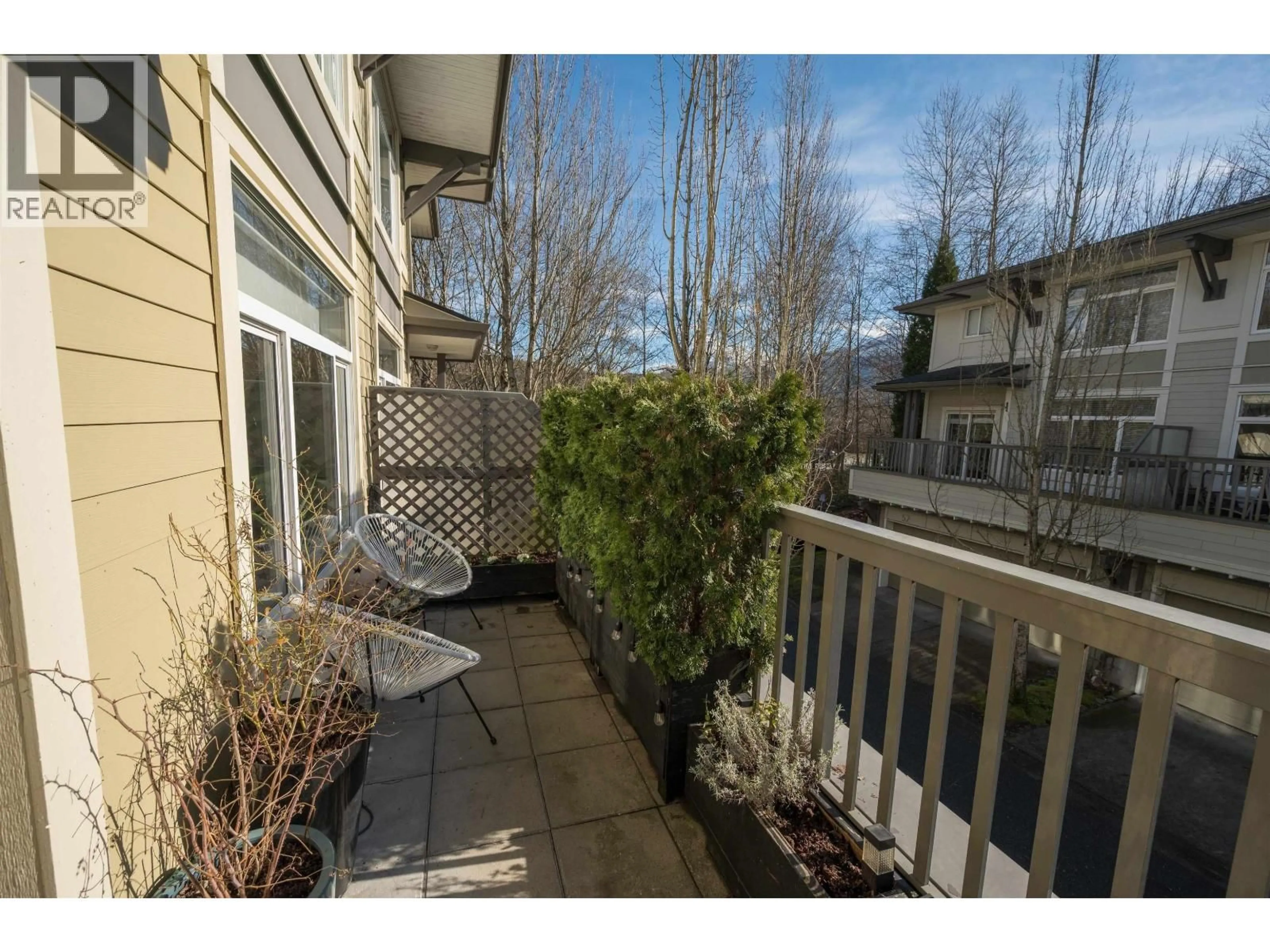 Patio, street for 57 - 40632 GOVERNMENT ROAD, Squamish British Columbia V8B0M7