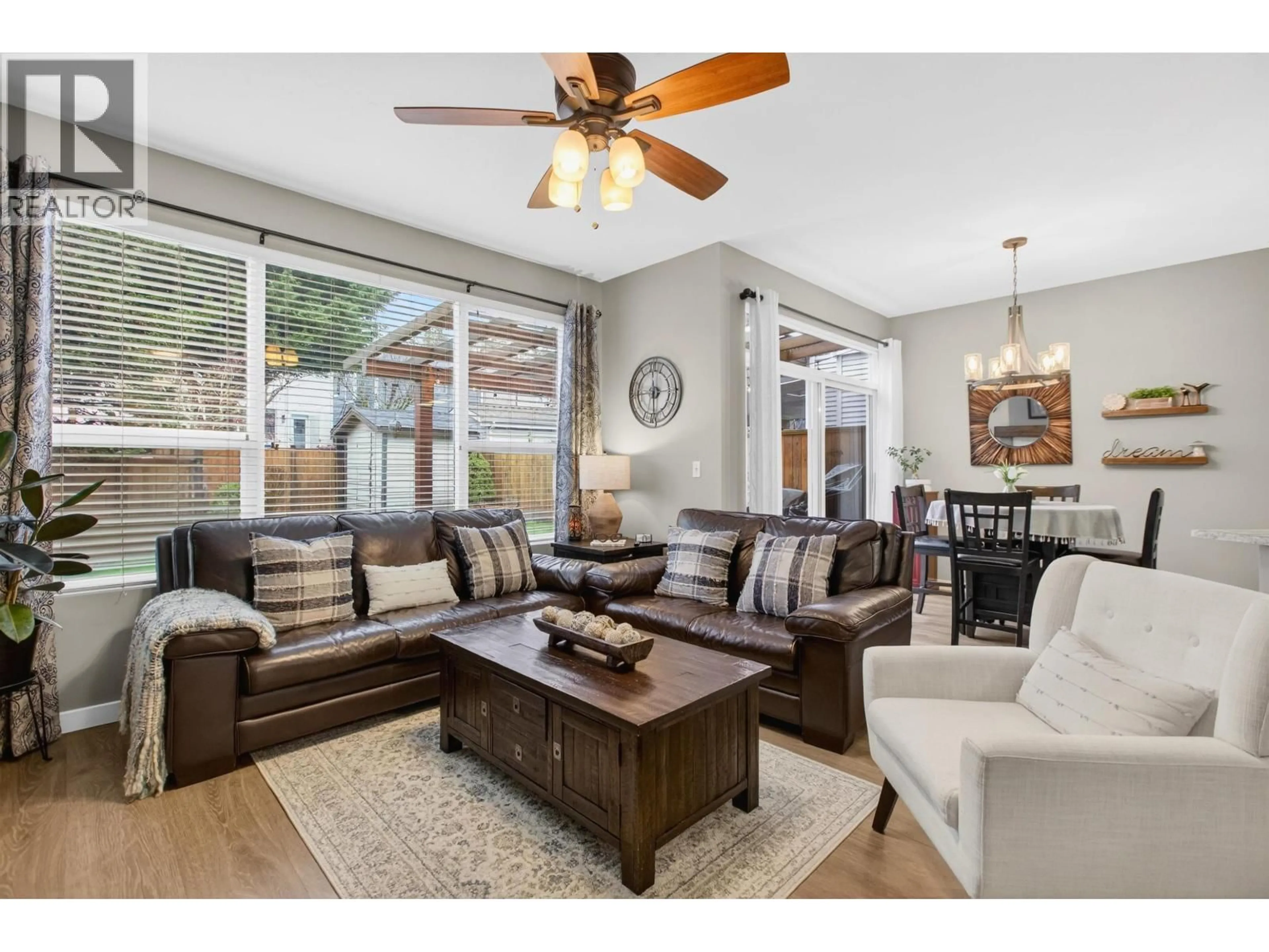 Living room with furniture, unknown for 24387 101A AVENUE, Maple Ridge British Columbia V2W1W6