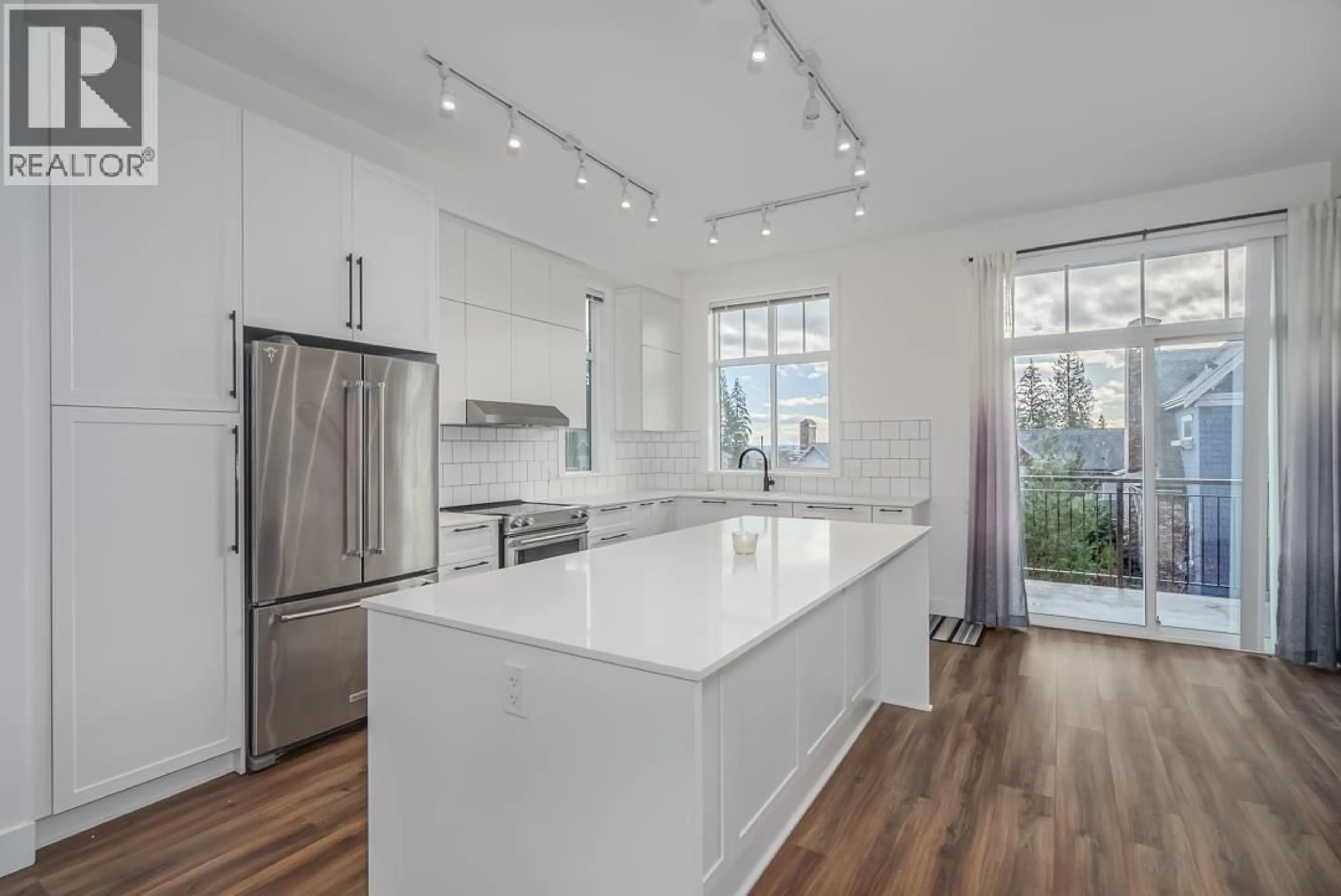 Open concept kitchen, unknown for 139 - 3529 BAYCREST AVENUE, Coquitlam British Columbia V3B2W7