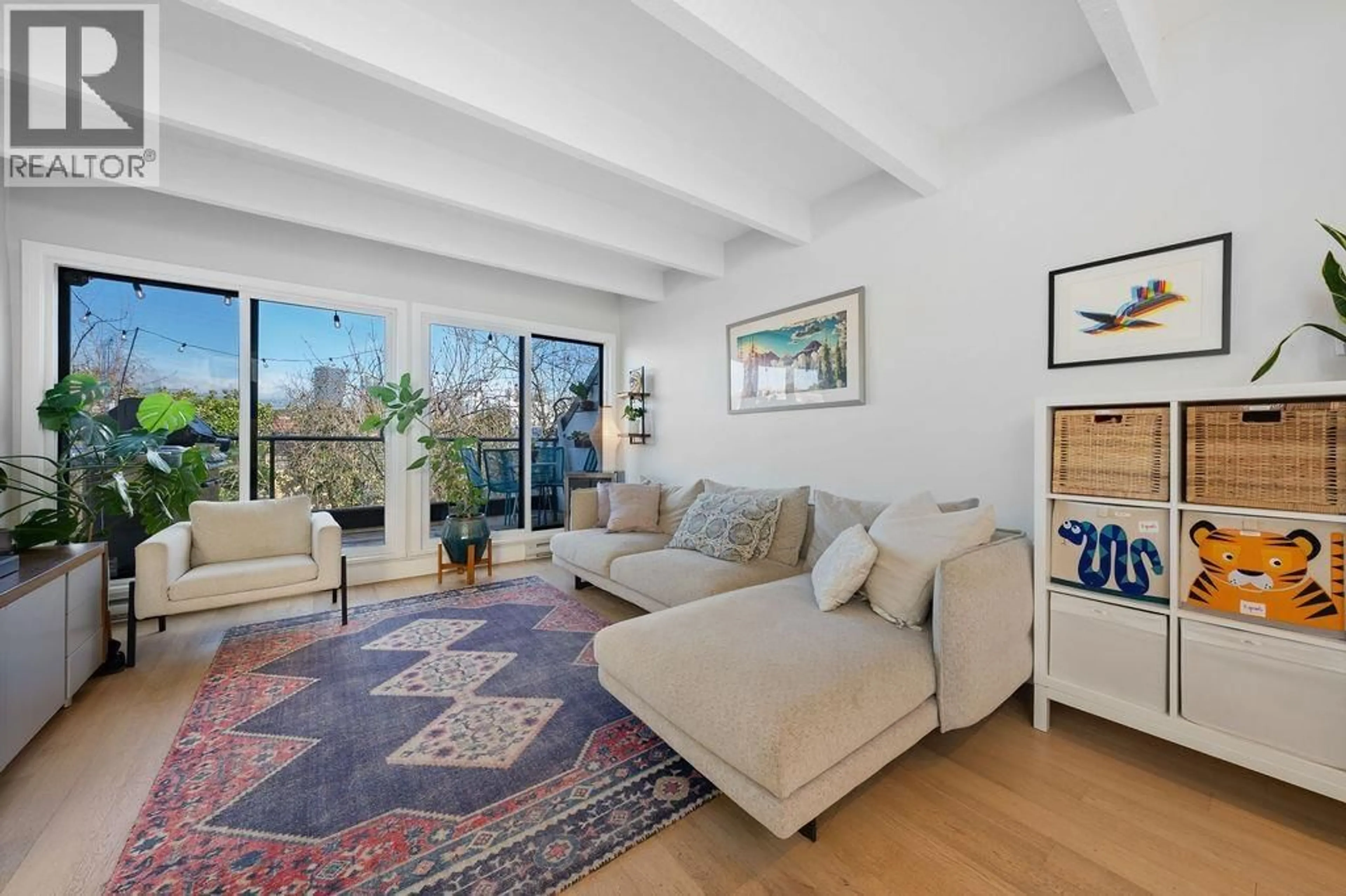 Living room with furniture, unknown for 2 - 1214 7TH AVENUE, Vancouver British Columbia V6H1B6