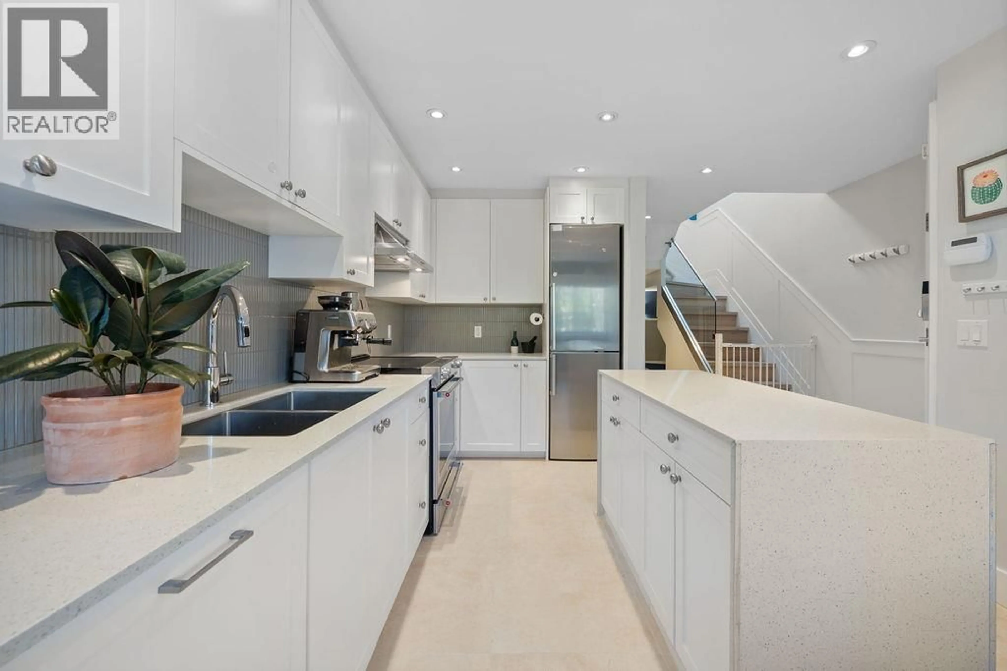 Contemporary kitchen, ceramic/tile floor for 2 - 1214 7TH AVENUE, Vancouver British Columbia V6H1B6