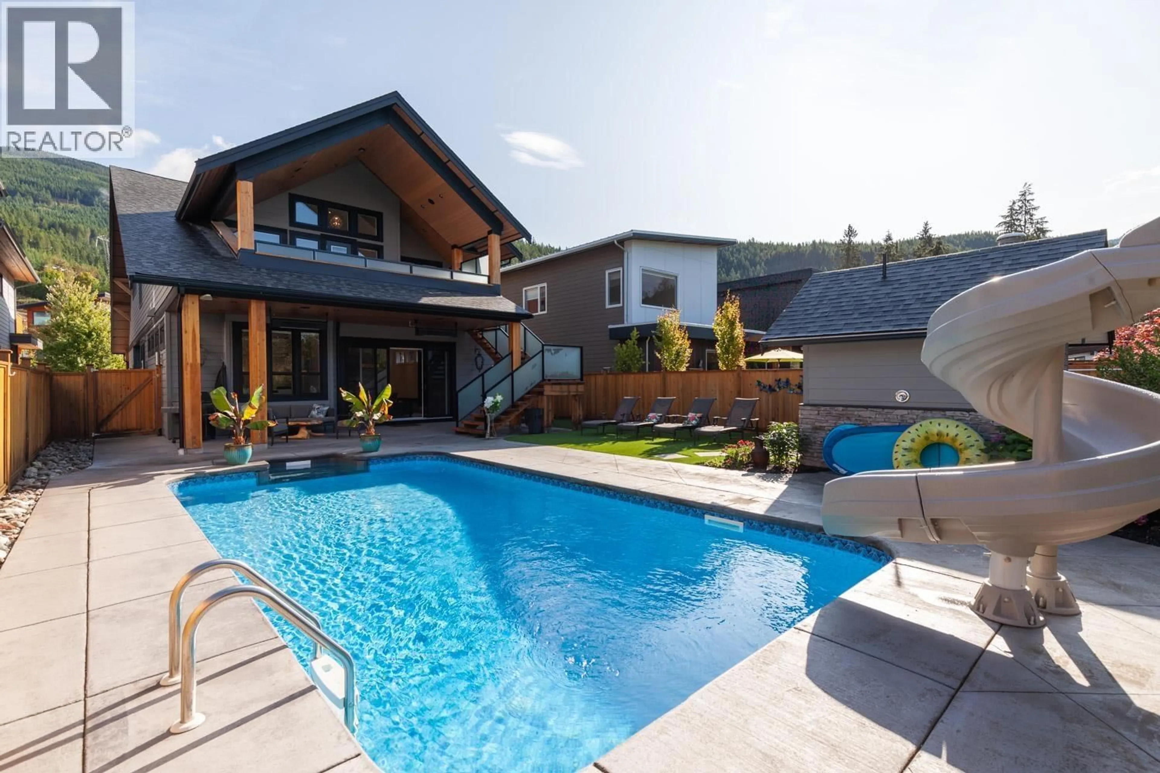 Pool for 40257 ARISTOTLE DRIVE, Squamish British Columbia V8B0S6