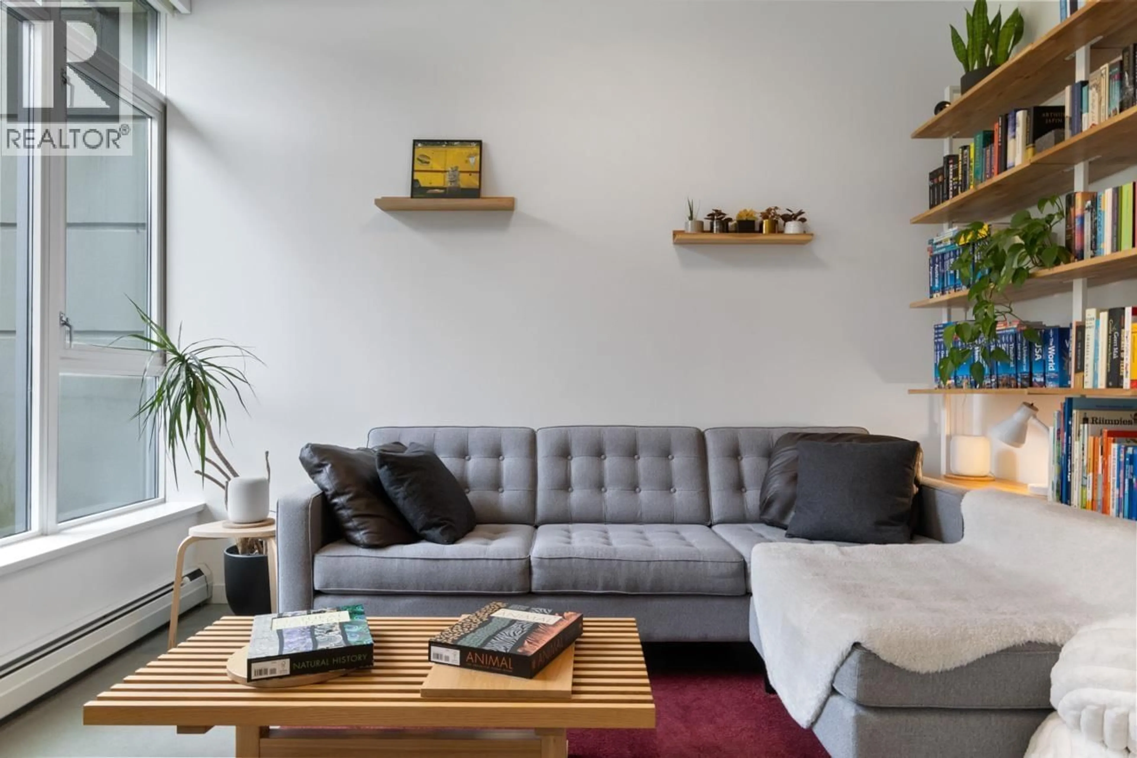 Living room with furniture, unknown for 128 1ST AVENUE, Vancouver British Columbia V5Y0H5