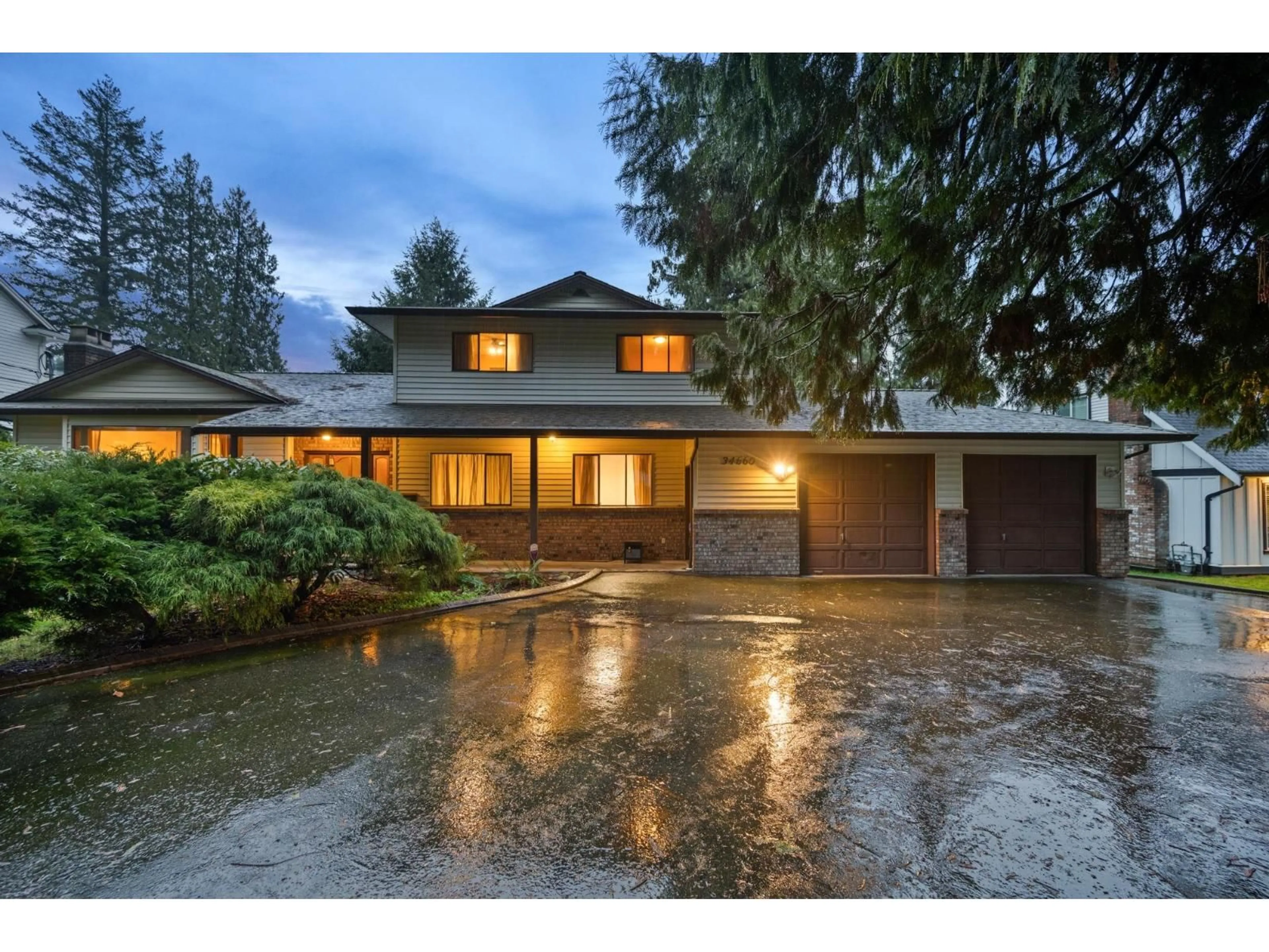 Unknown for 34660 WALKER CRESCENT, Abbotsford British Columbia V2S1J3