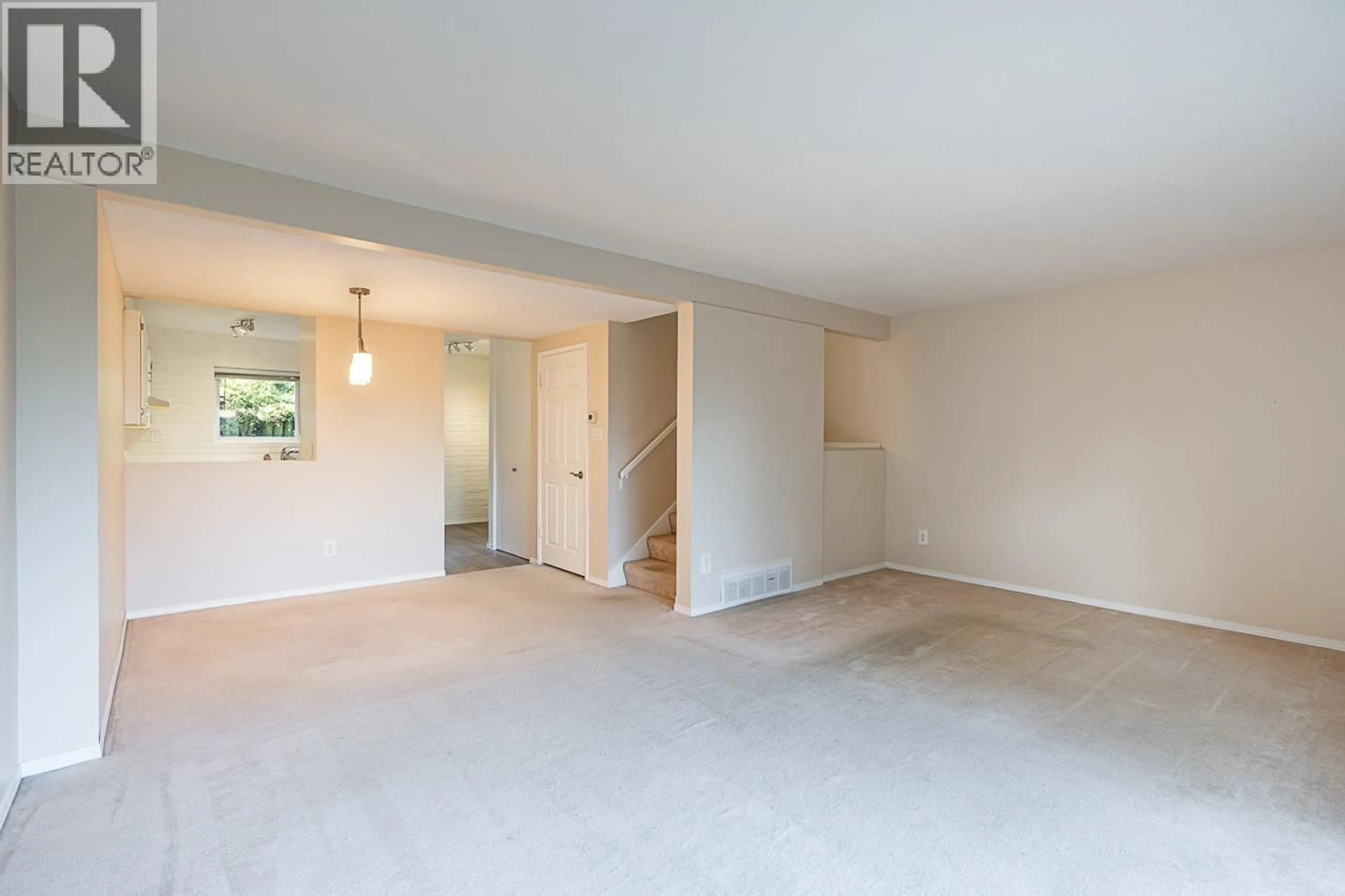 A pic of a room for 1031 CECILE DRIVE, Port Moody British Columbia V3H1M5