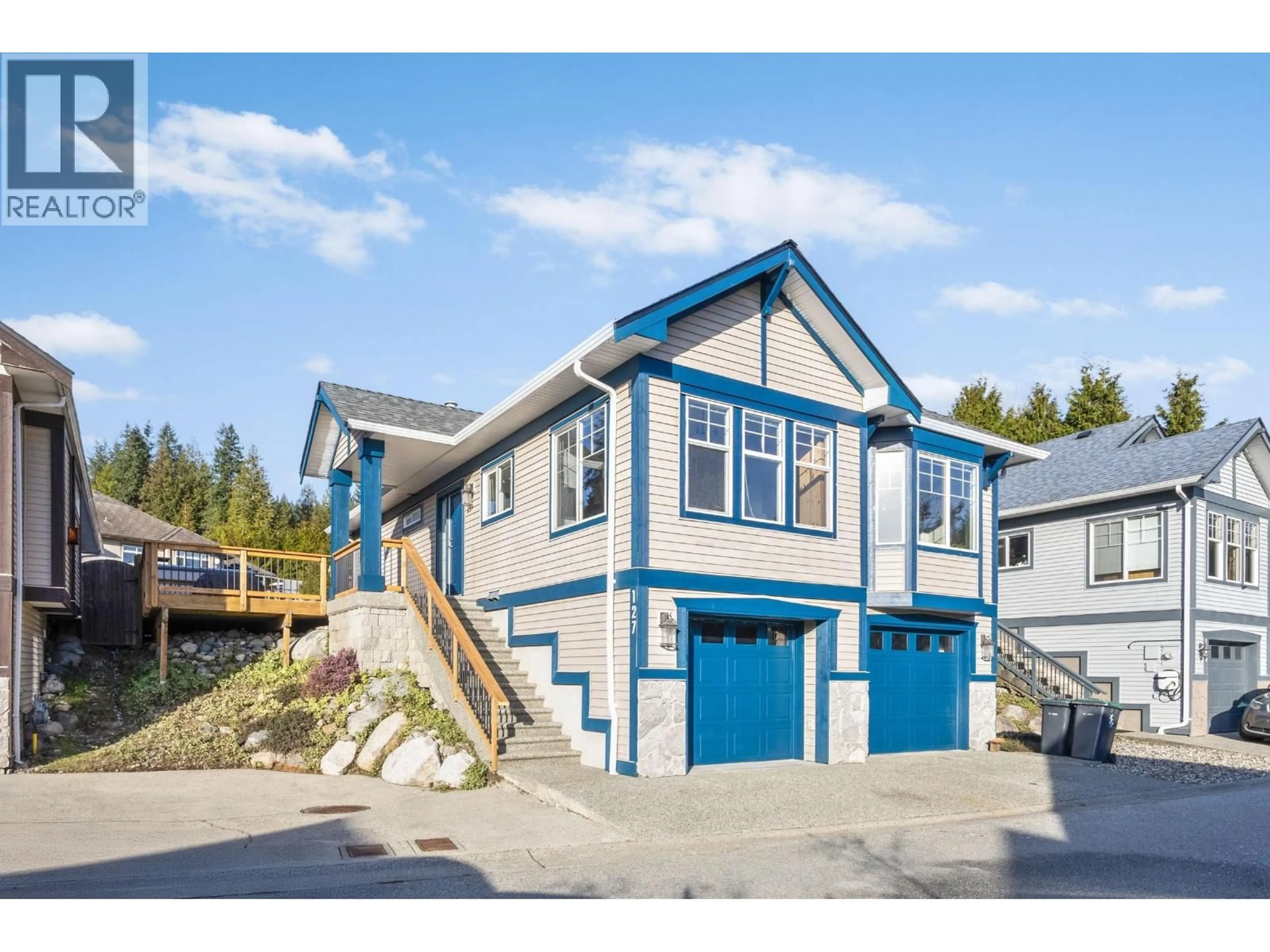Home with vinyl exterior material, street for 127 EVERGREEN CRESCENT, Anmore British Columbia V3H5B4