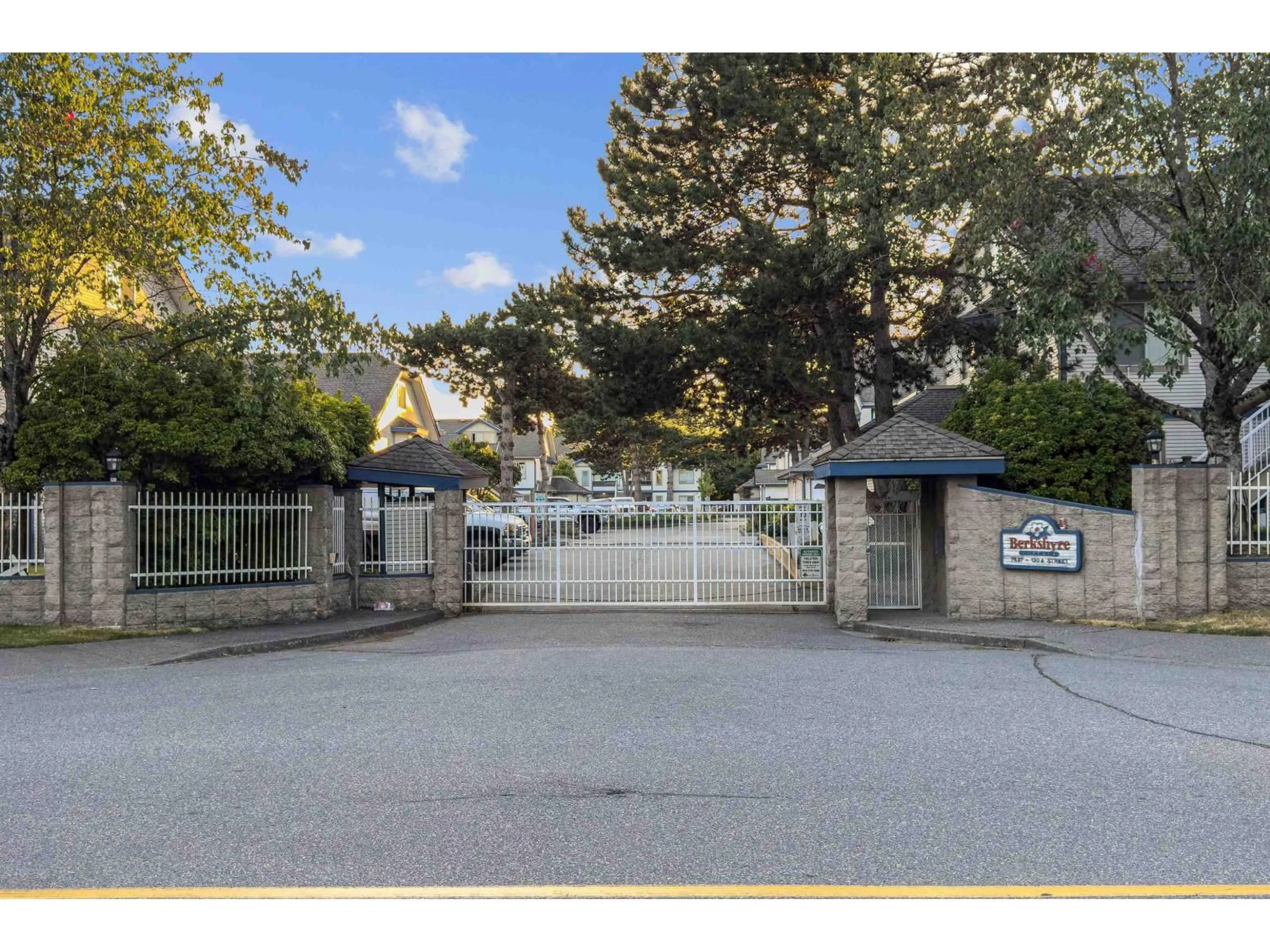 Unknown for 113 - 7837 120A STREET, Surrey British Columbia V3W0W9
