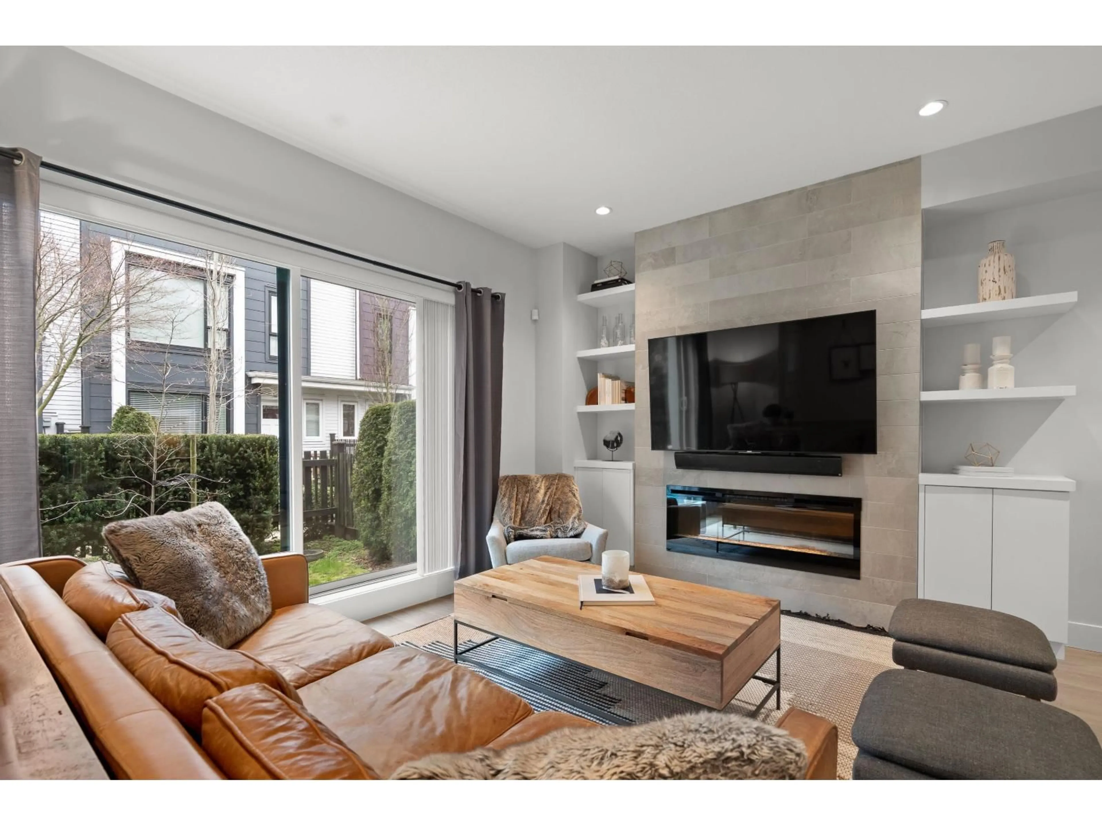 Living room with furniture, unknown for 114 - 2280 163 STREET, White Rock British Columbia V3Z0S4