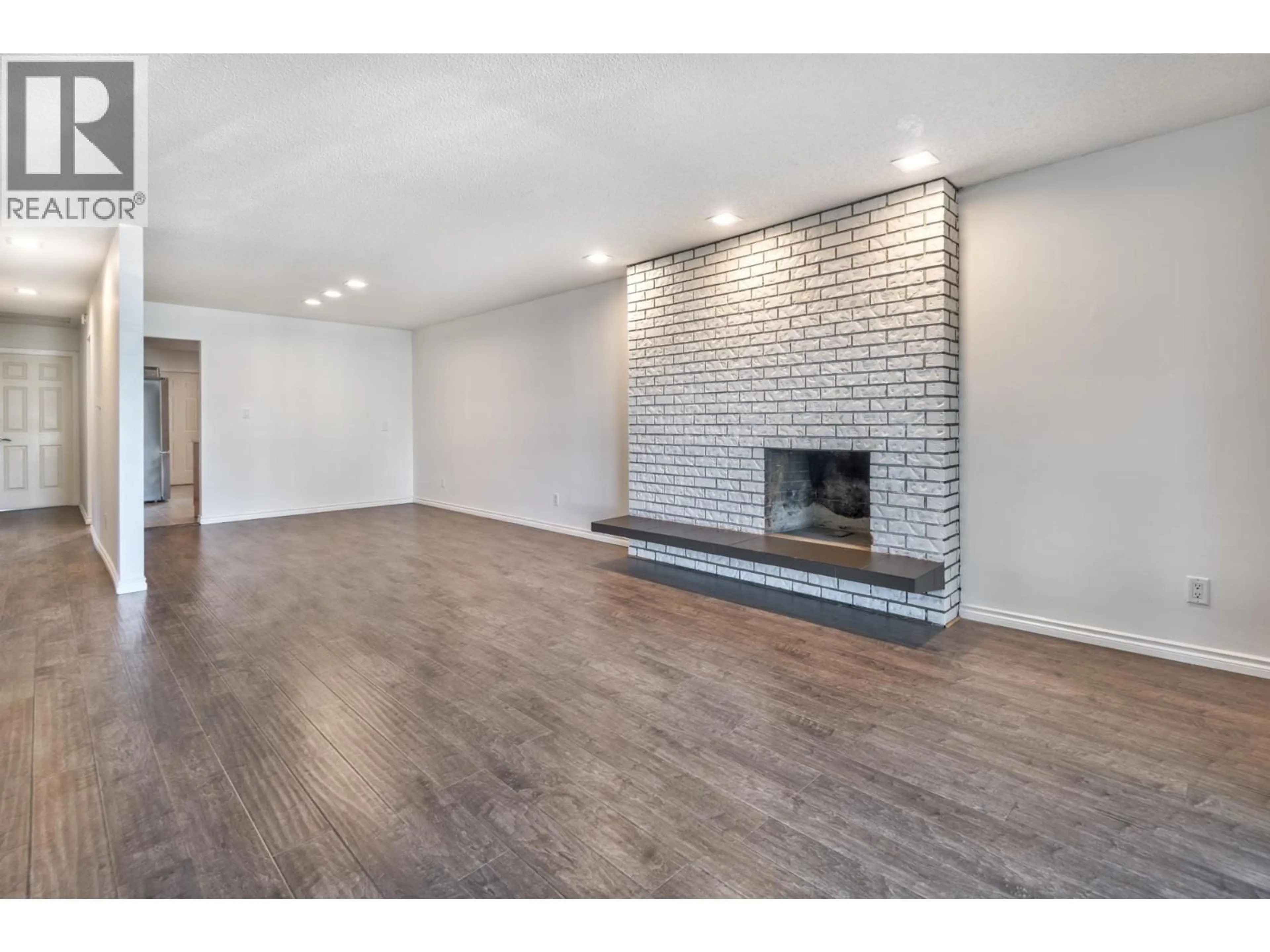 A pic of a room for 5842 WOODSWORTH STREET, Burnaby British Columbia V5G1S7