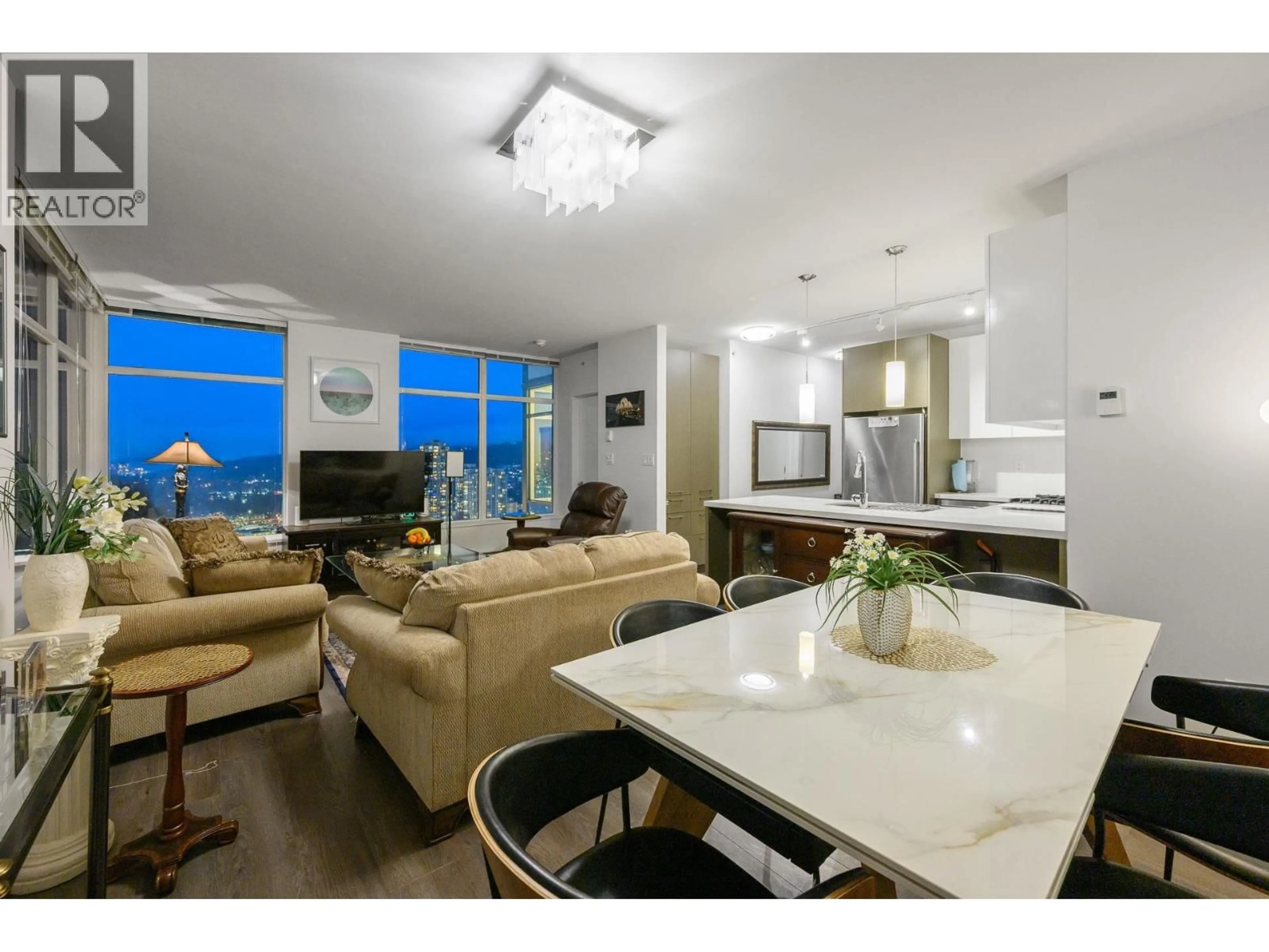 Living room with furniture, unknown for 3706 - 3080 LINCOLN AVENUE, Coquitlam British Columbia V3B0L9