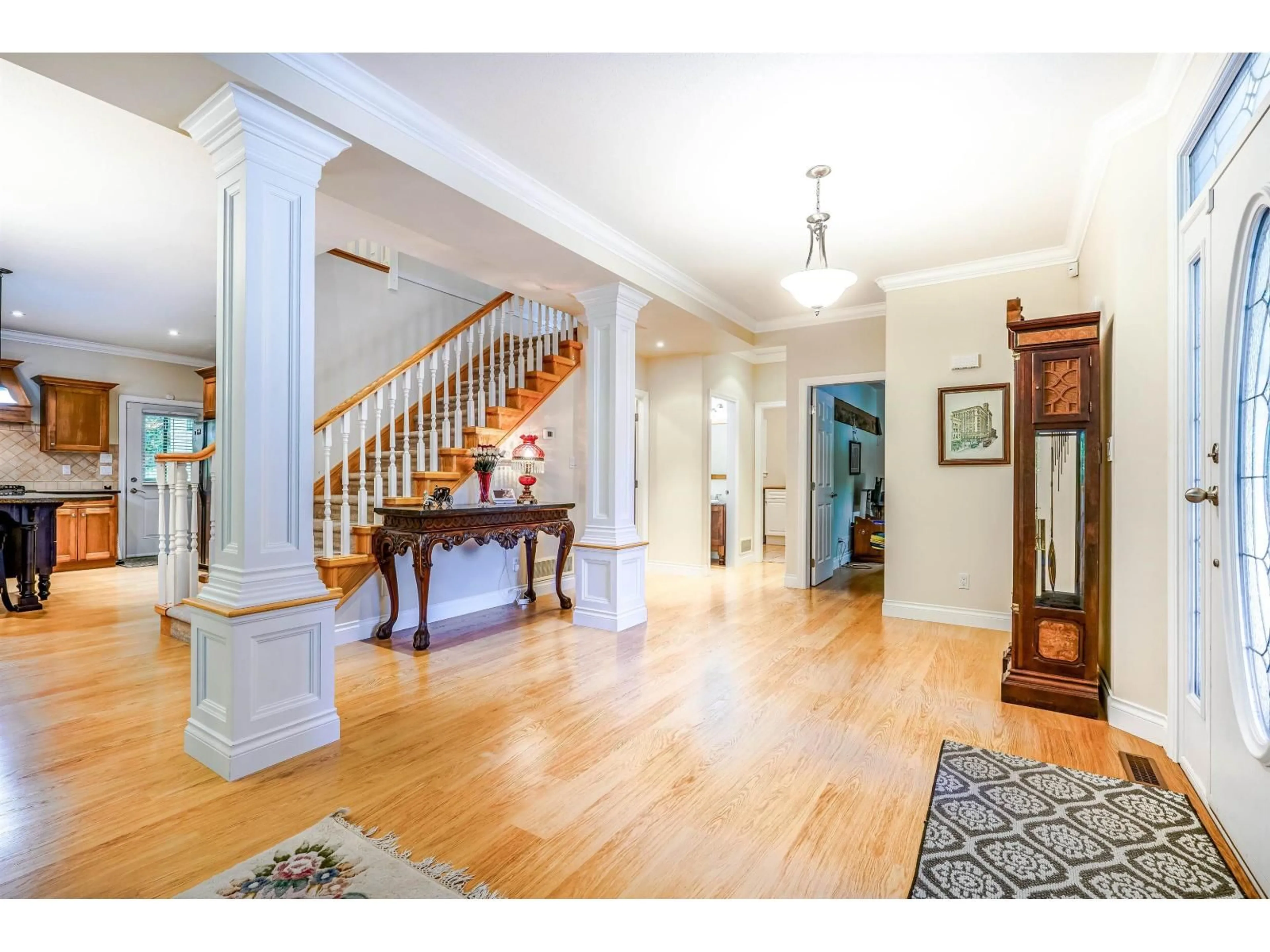 Indoor foyer for 9346 216 STREET, Langley British Columbia V1M4E1
