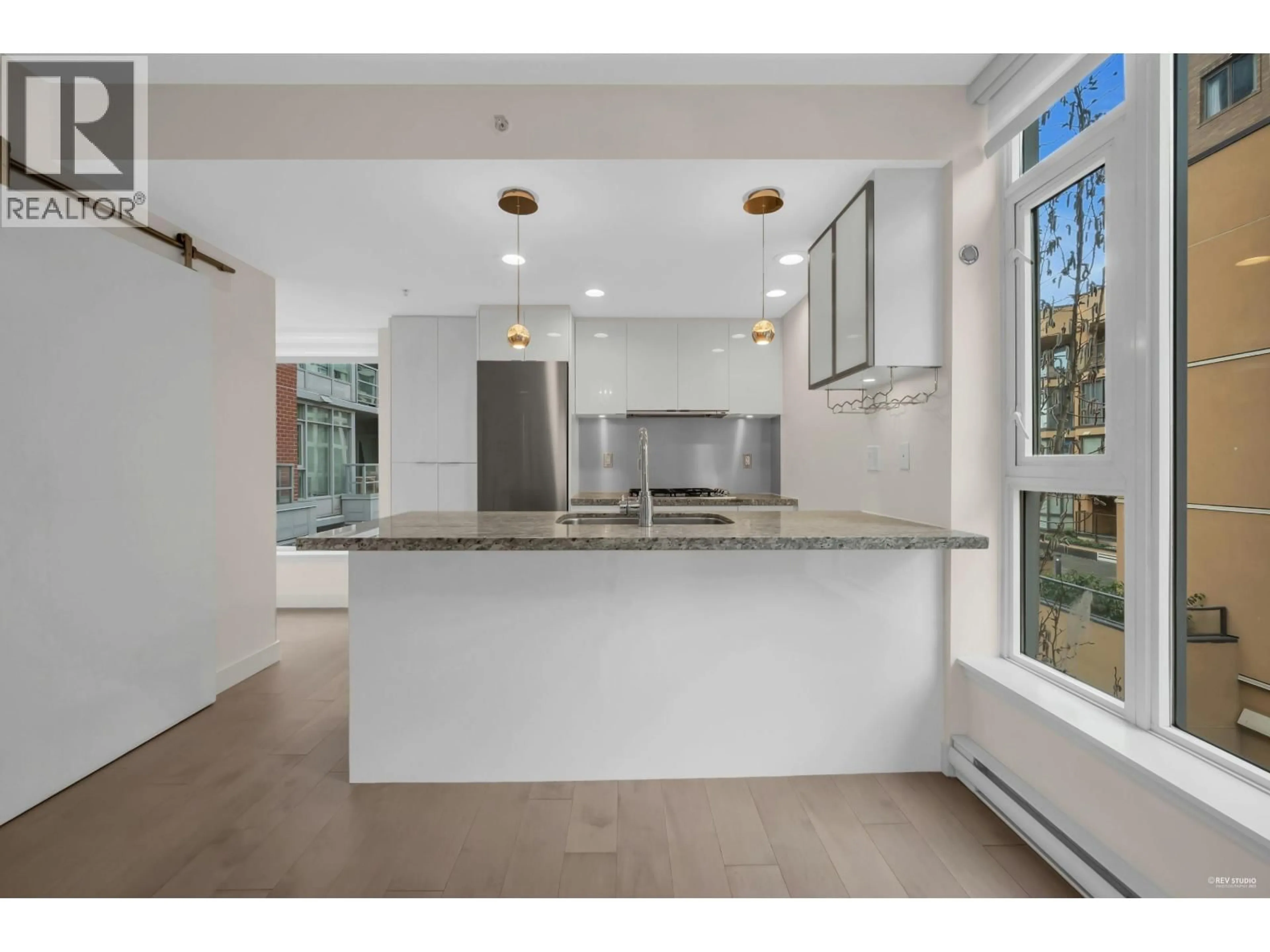 Open concept kitchen, ceramic/tile floor for 406 - 1133 HOMER STREET, Vancouver British Columbia V6B0B1