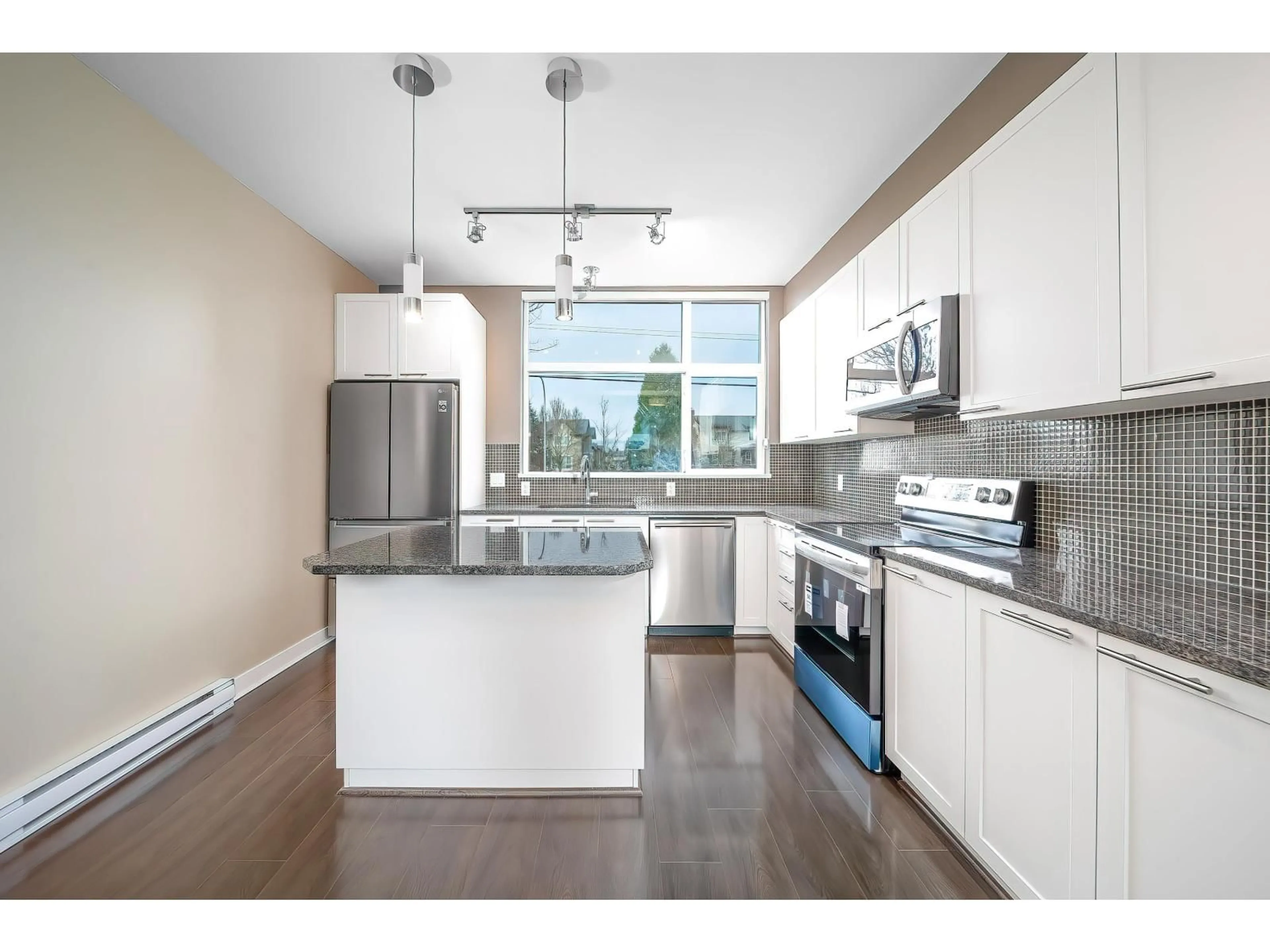 Open concept kitchen, unknown for 27 - 16223 23A AVENUE, Surrey British Columbia V3Z0P7