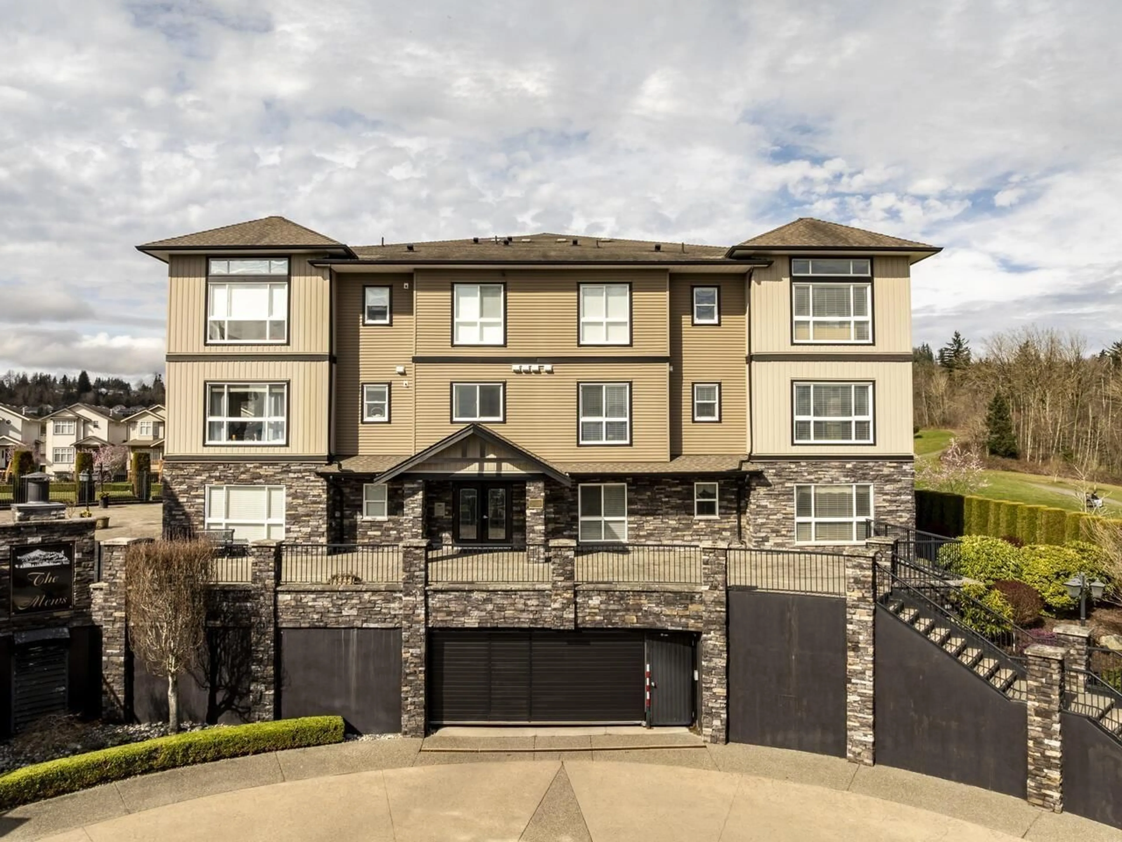 Unknown for A214 - 33755 7TH AVENUE, Mission British Columbia V2V0A4