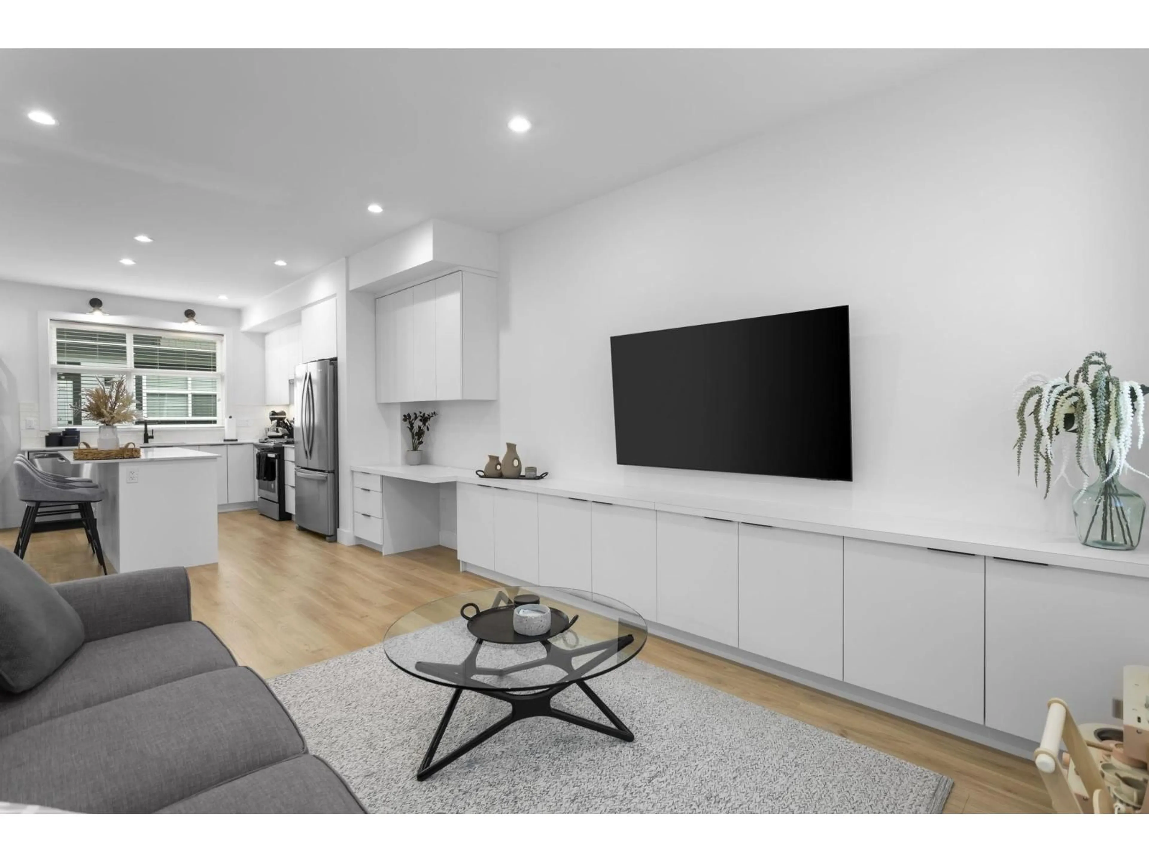 Home theater for 25 - 19255 ALOHA DRIVE, Surrey British Columbia V4N6T8