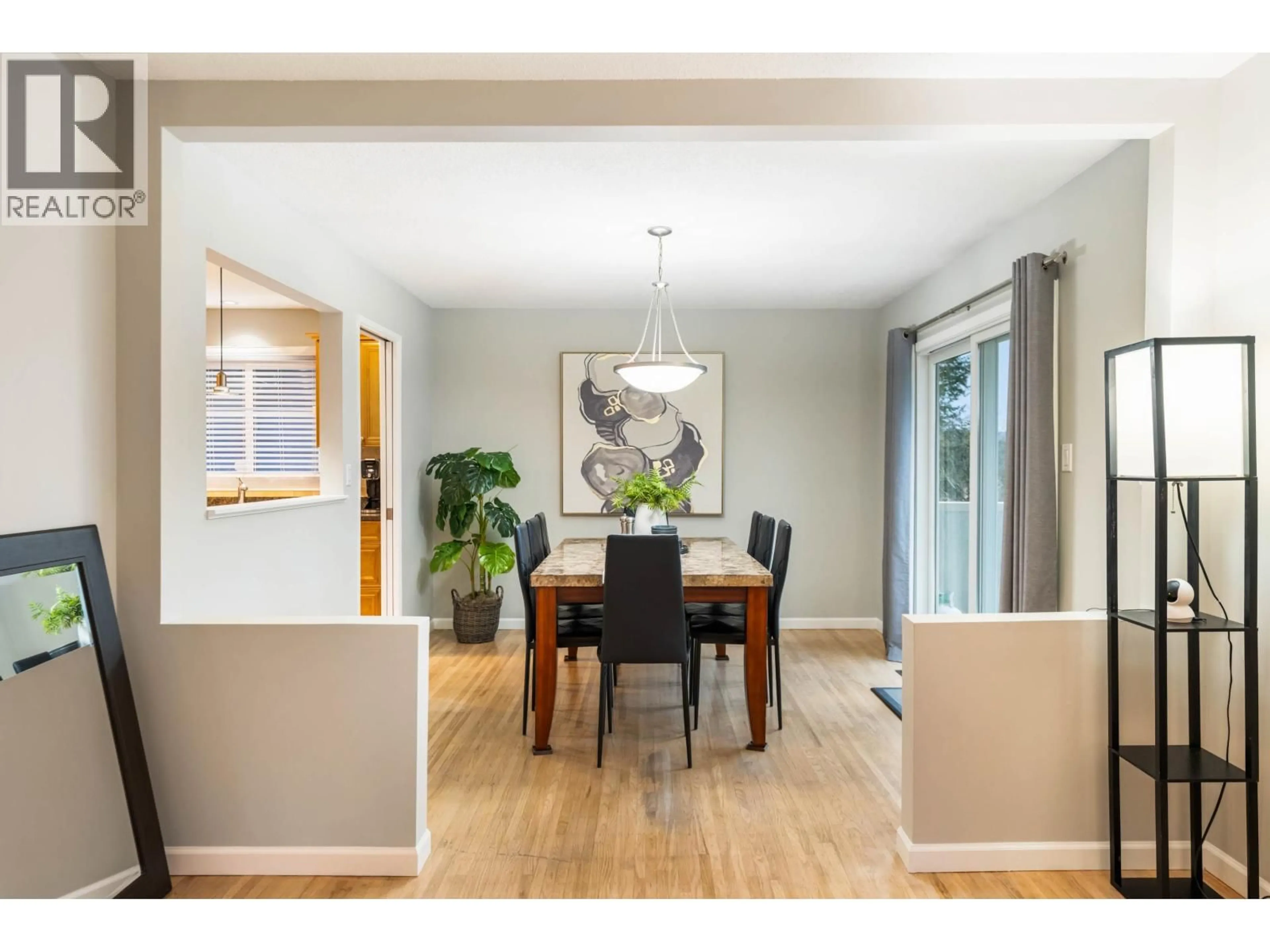 Dining room, wood/laminate floor for 921 BAKER DRIVE, Coquitlam British Columbia V3J6X3