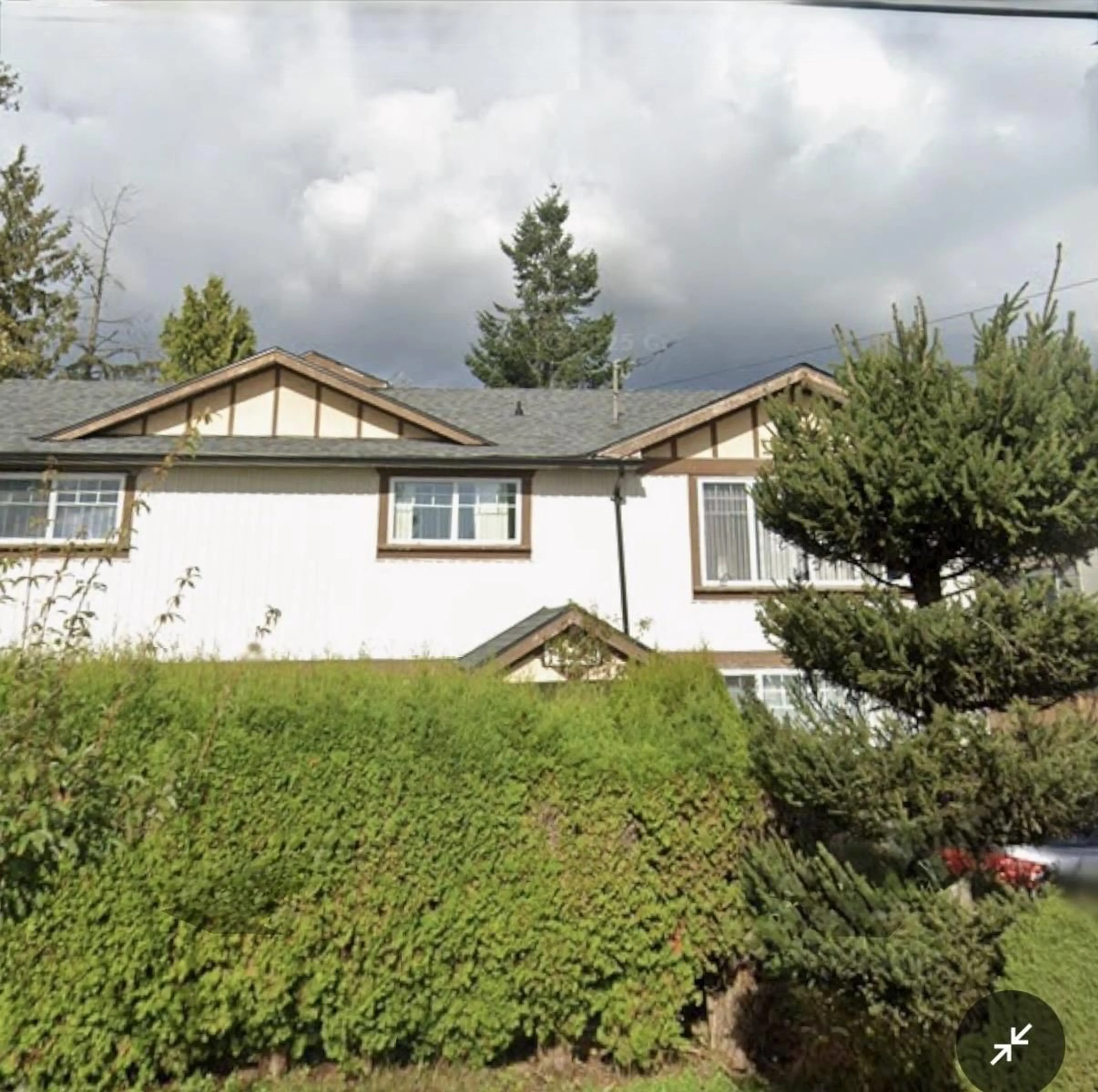 Home with vinyl exterior material, unknown for 13443 91 AVENUE, Surrey British Columbia V3V1E3