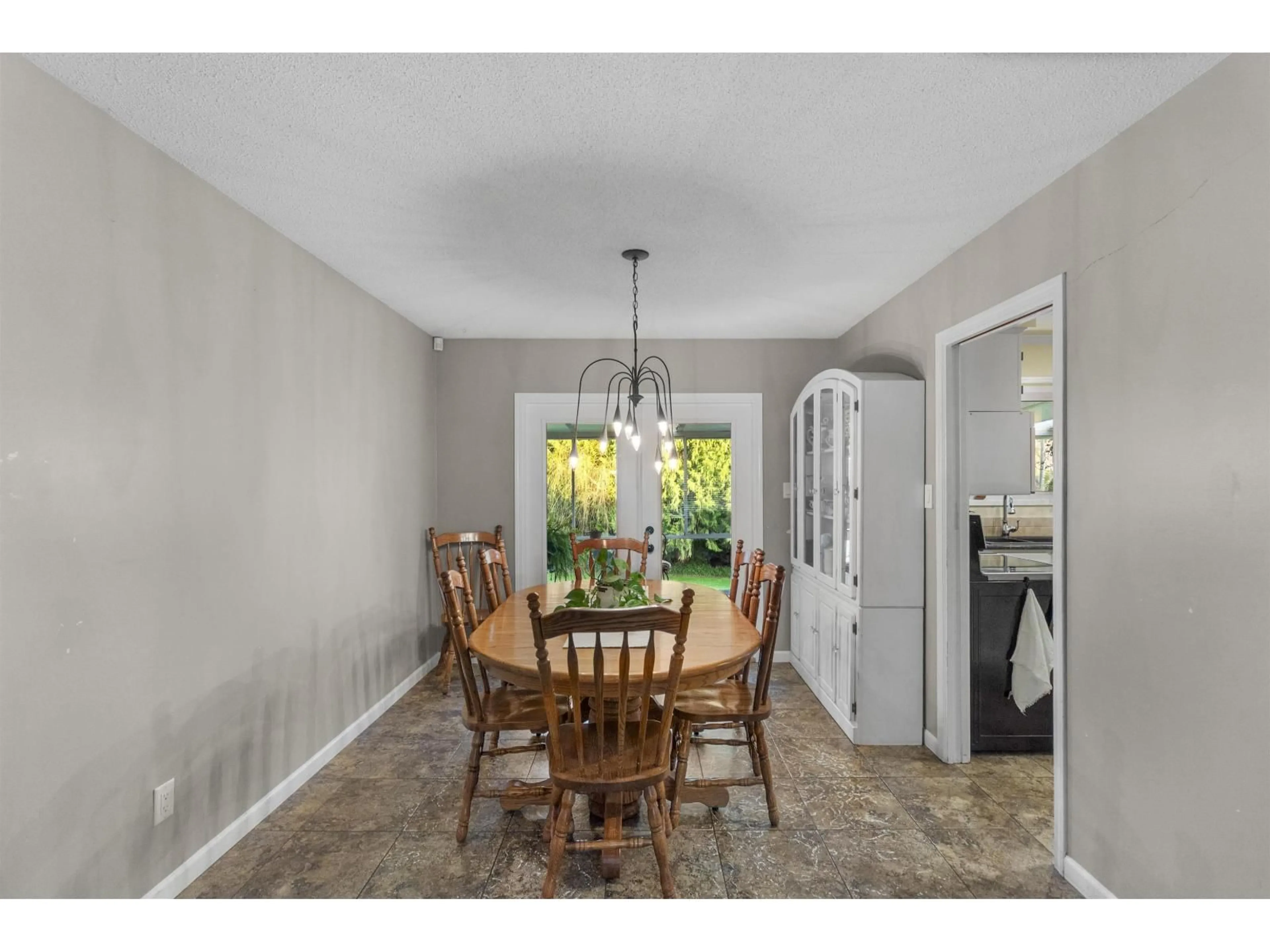 Dining room, unknown for 4194 BALMORAL STREET, Abbotsford British Columbia V4X1Y5