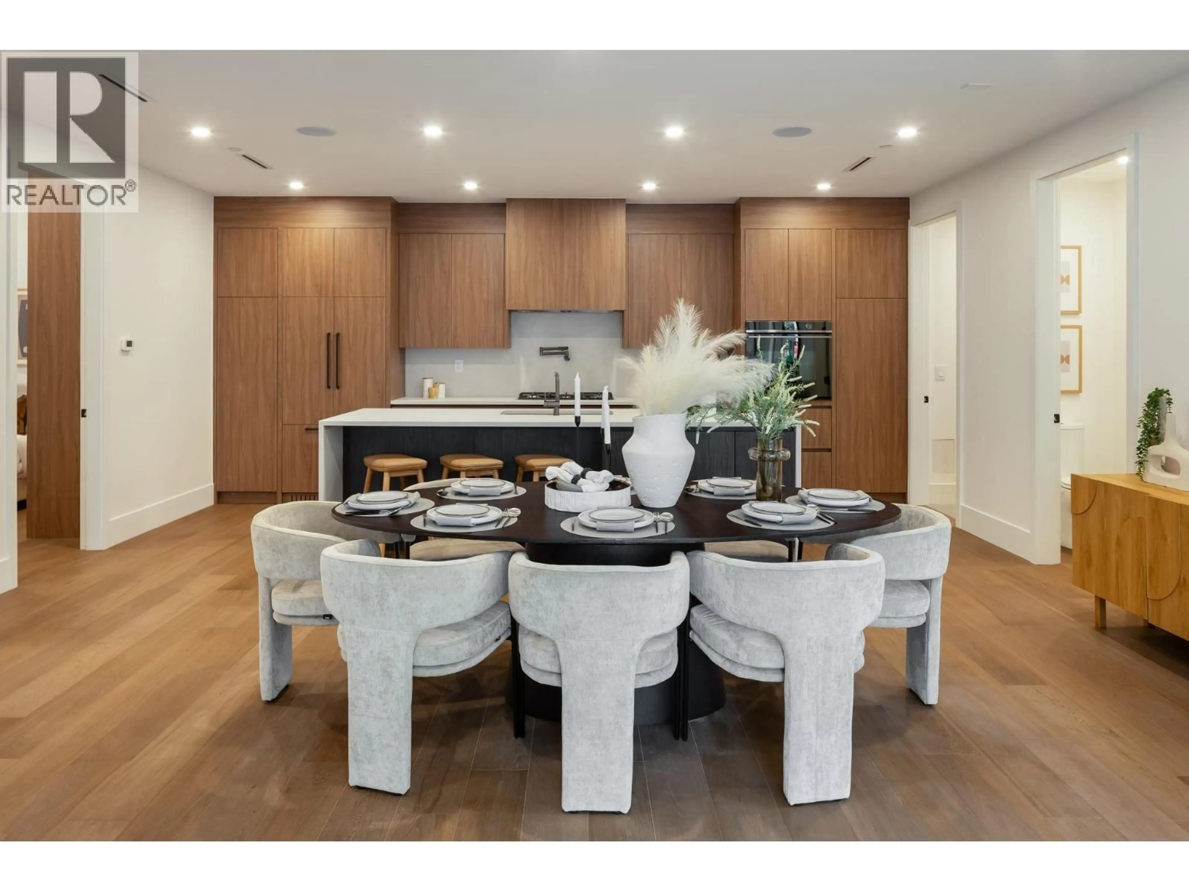 Unknown for 4 - 950 57TH AVENUE, Vancouver British Columbia V6P1S3