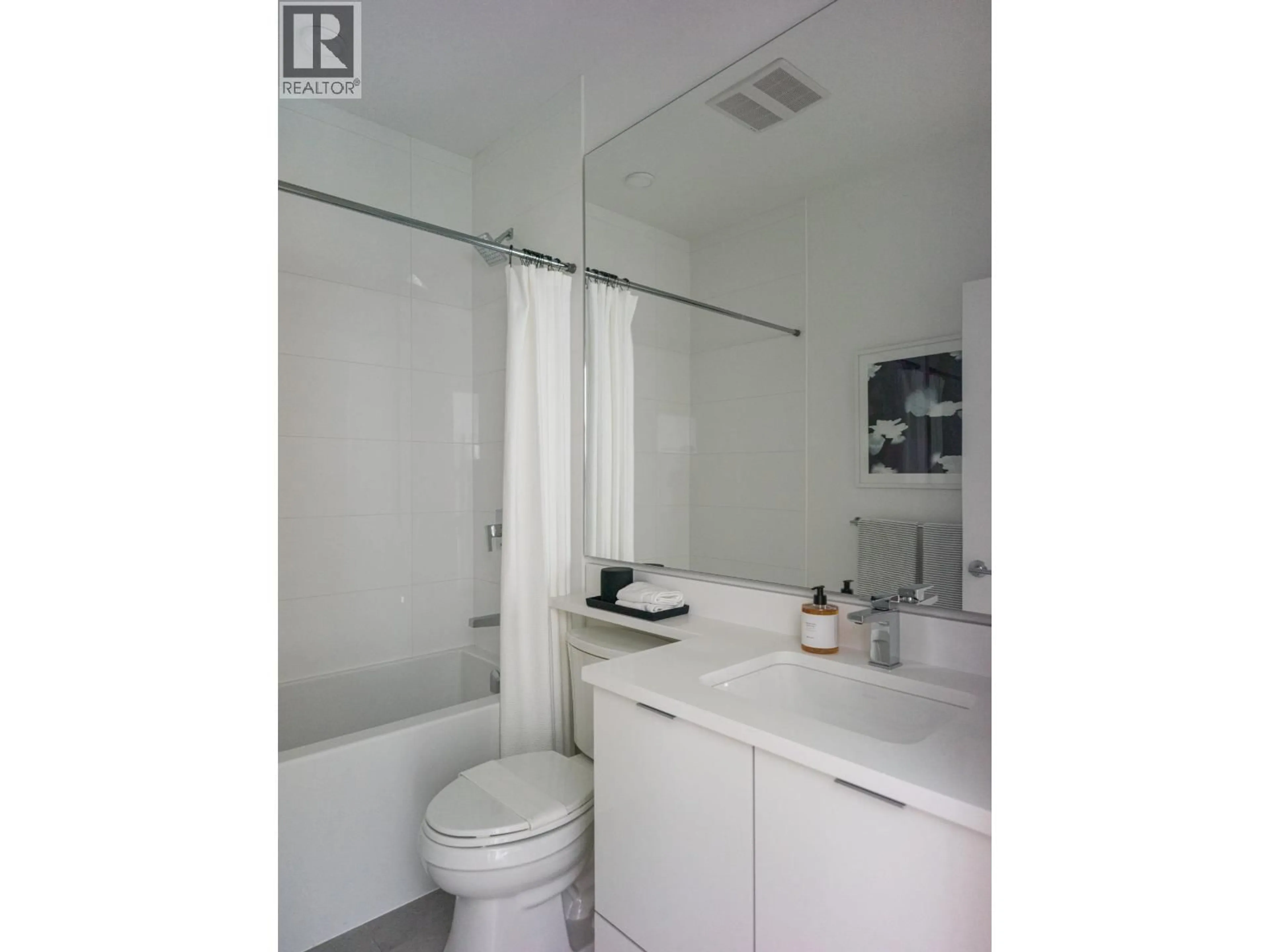 Standard bathroom, unknown for 2505 - 555 SYDNEY AVENUE, Coquitlam British Columbia V3K0G5