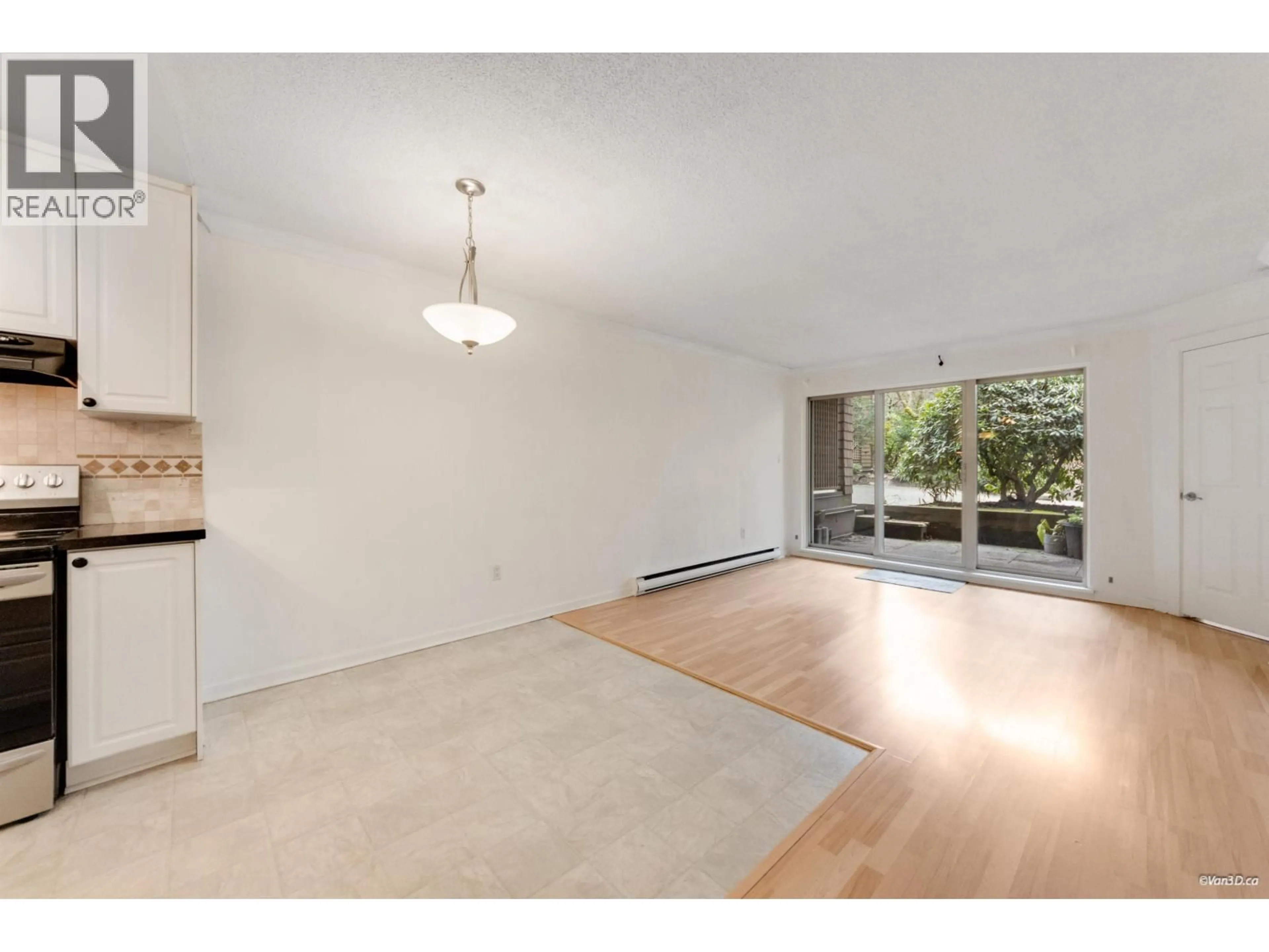 A pic of a room for 109 - 9847 MANCHESTER DRIVE, Burnaby British Columbia V3N4P4