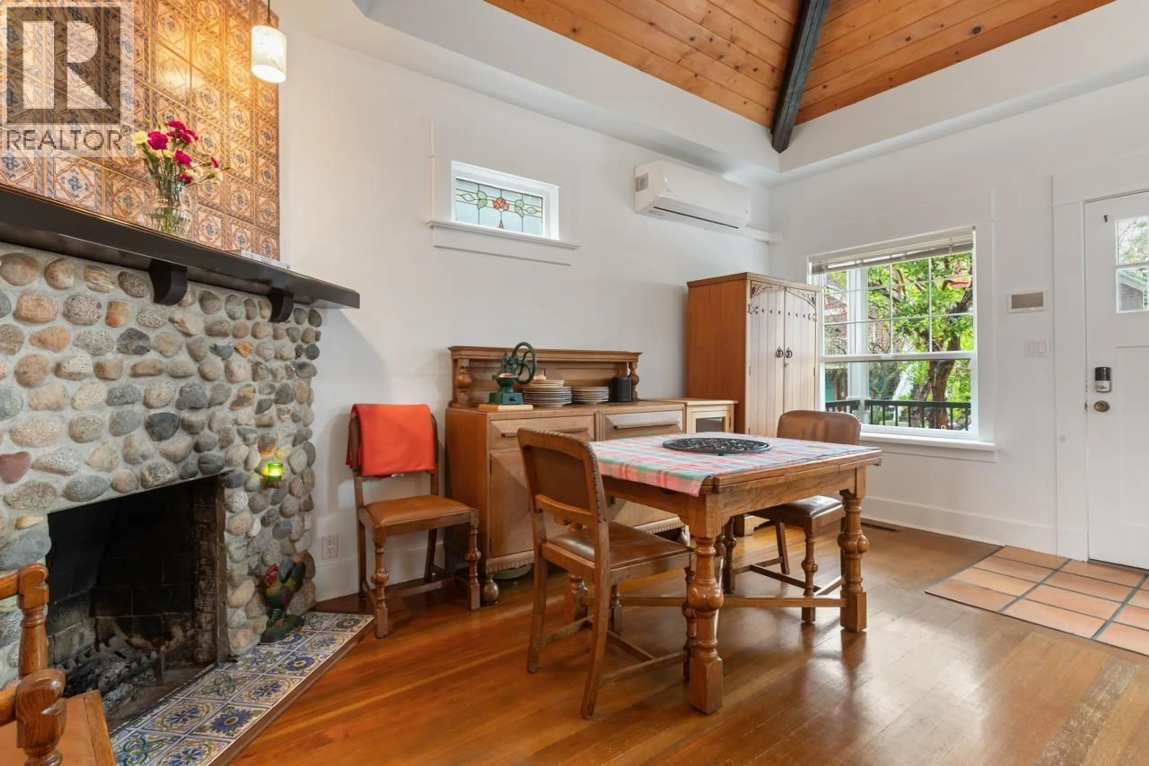 Dining room, unknown for 1752 4TH AVENUE, Vancouver British Columbia V5N1K1