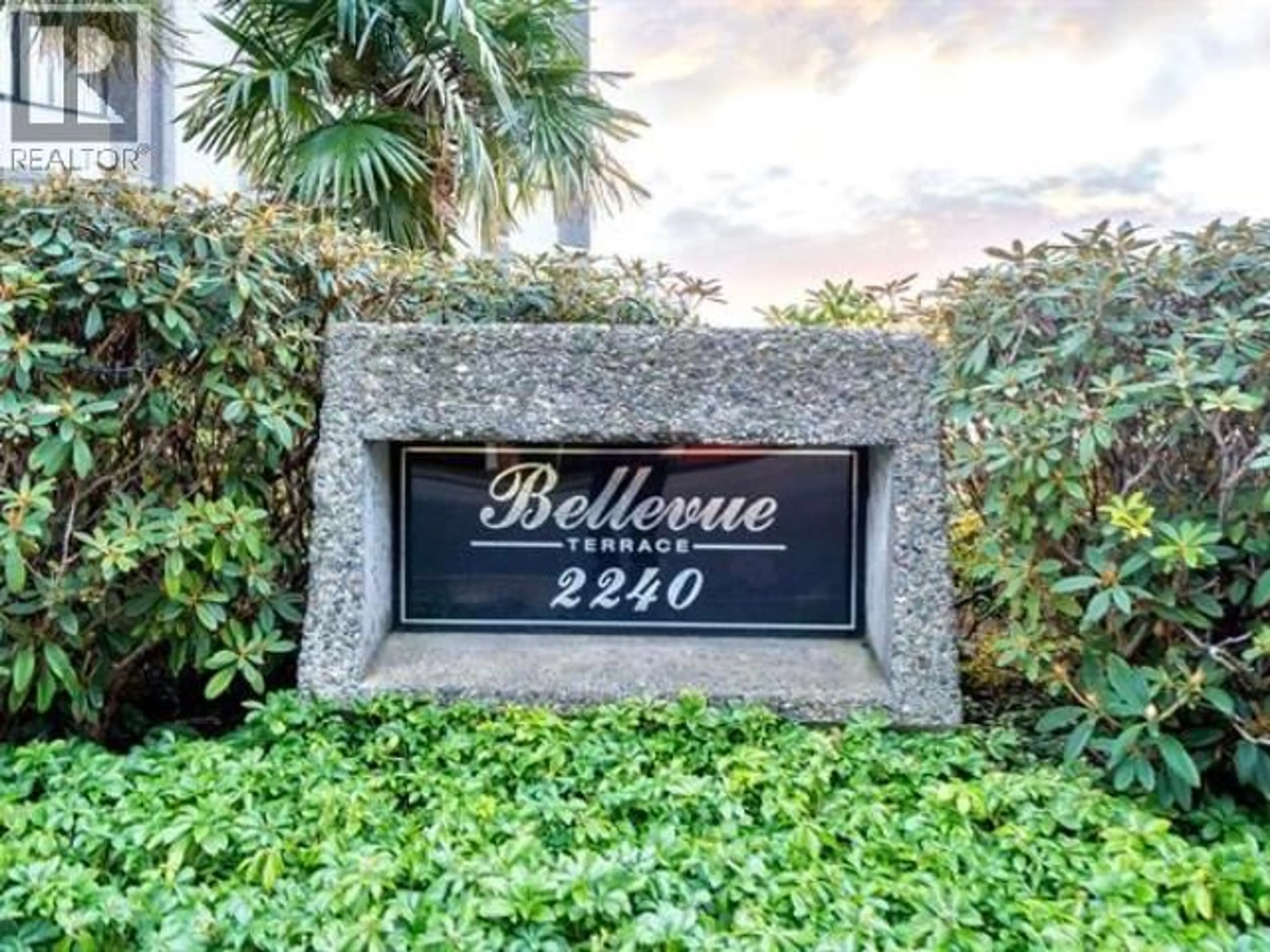 Unknown for 1401 - 2240 BELLEVUE AVENUE, West Vancouver British Columbia V7V1C6