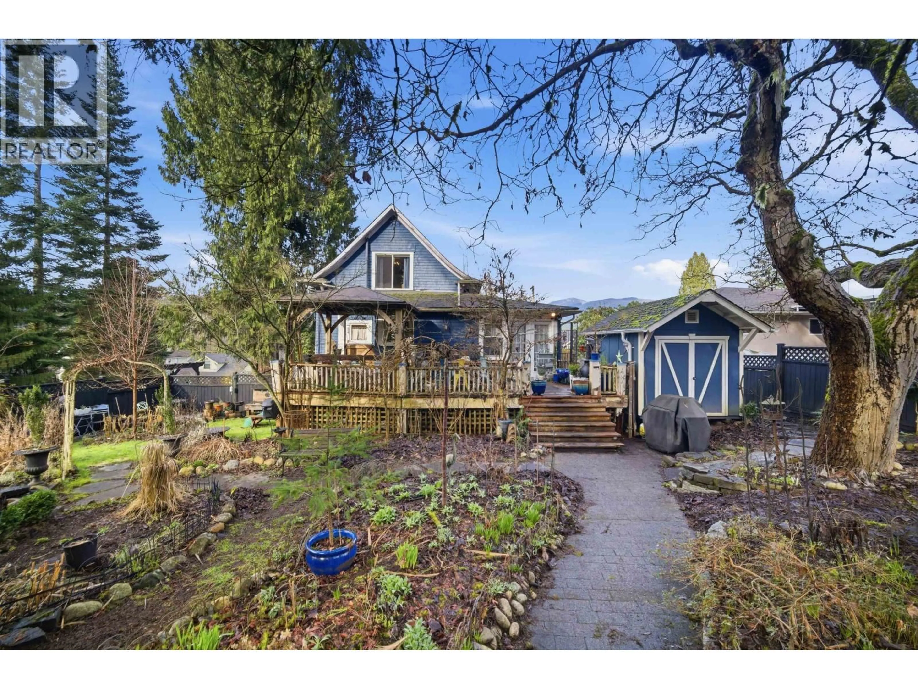 A pic from outside/outdoor area/front of a property/back of a property/a pic from drone, street for 2201 ST GEORGE STREET, Port Moody British Columbia V3H2G1