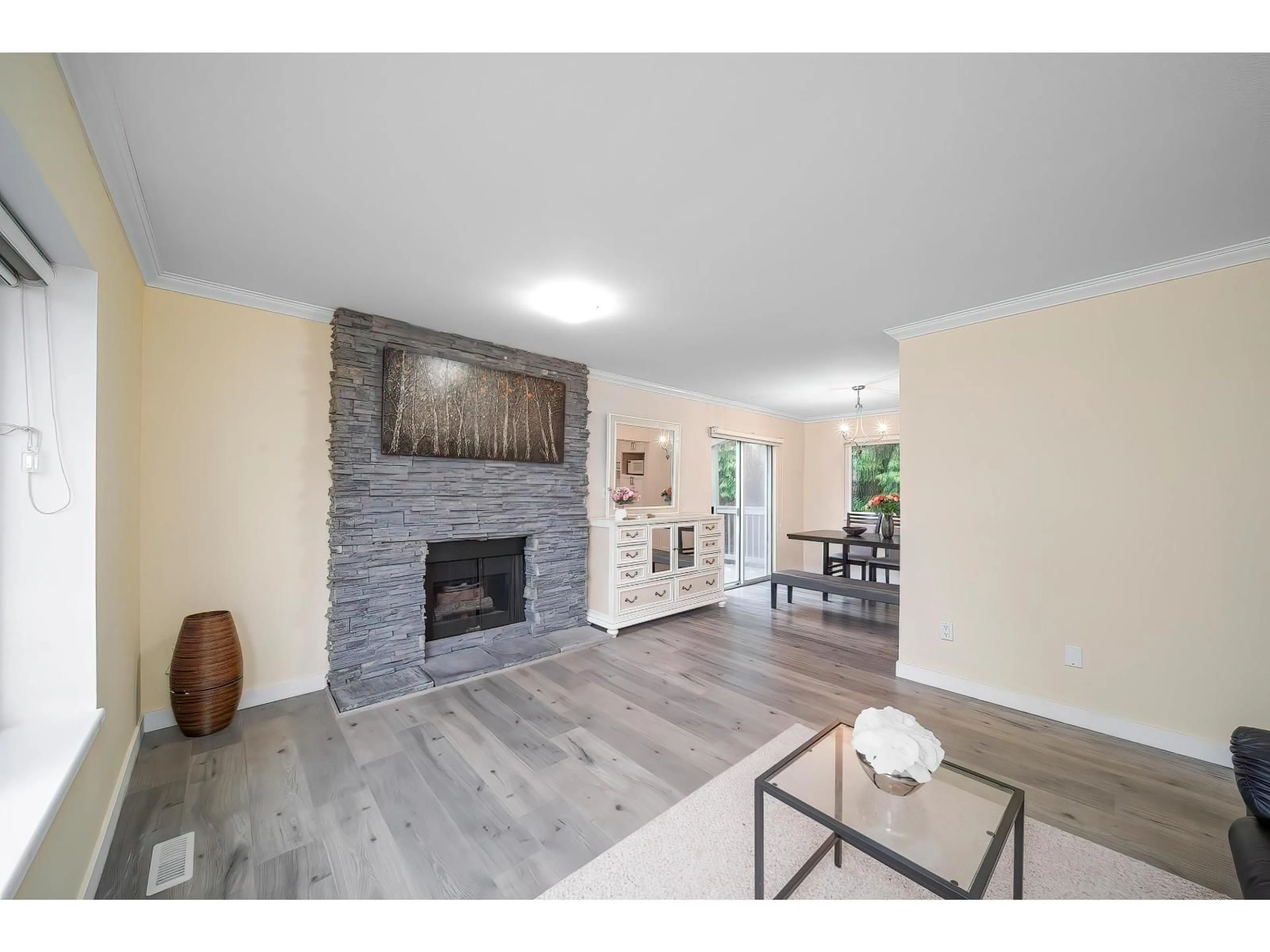 Living room with furniture, unknown for 10123 158A STREET, Surrey British Columbia V4N2P8