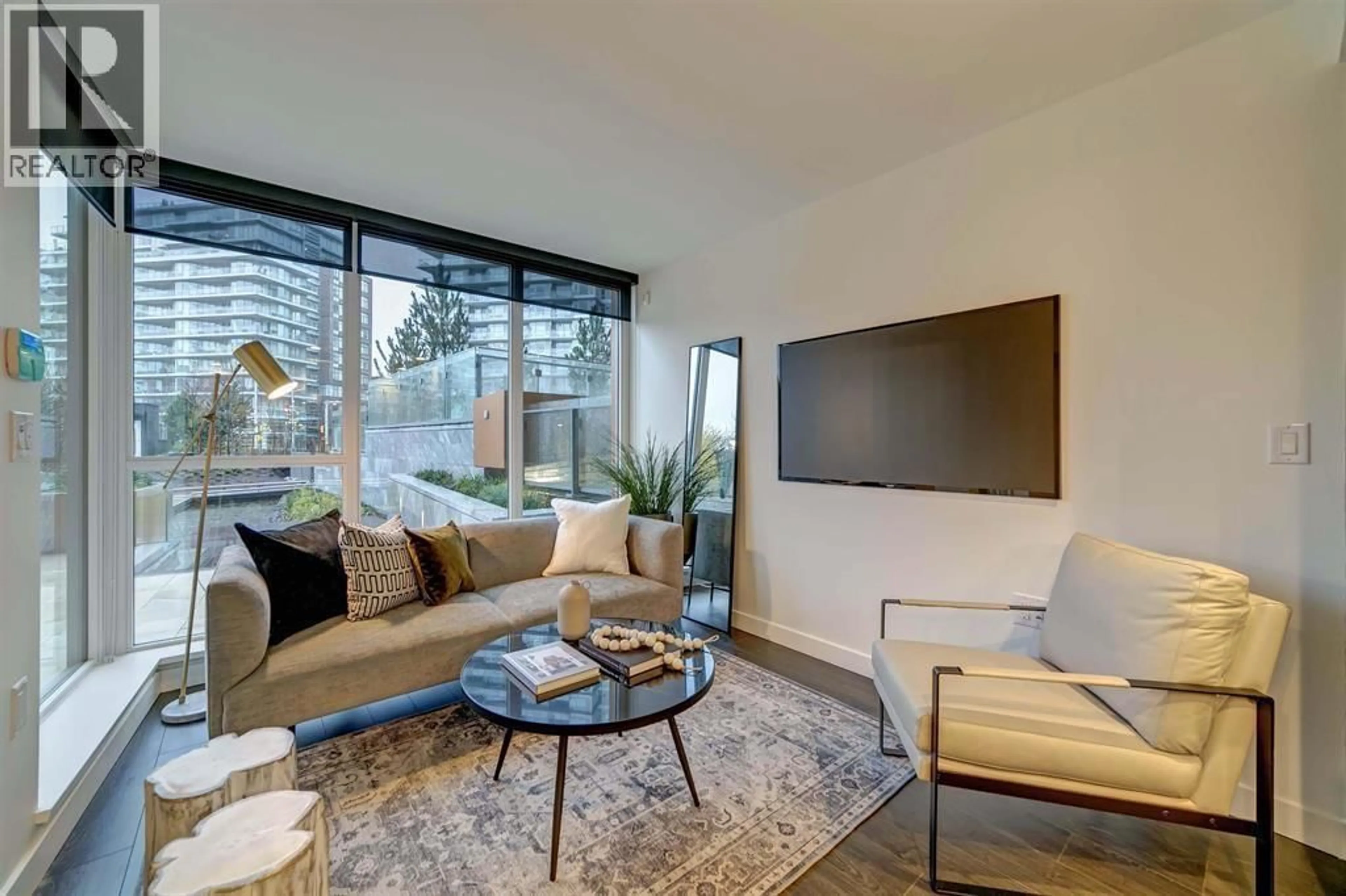 Living room with furniture, unknown for 208 1ST AVENUE, Vancouver British Columbia V6K1E9