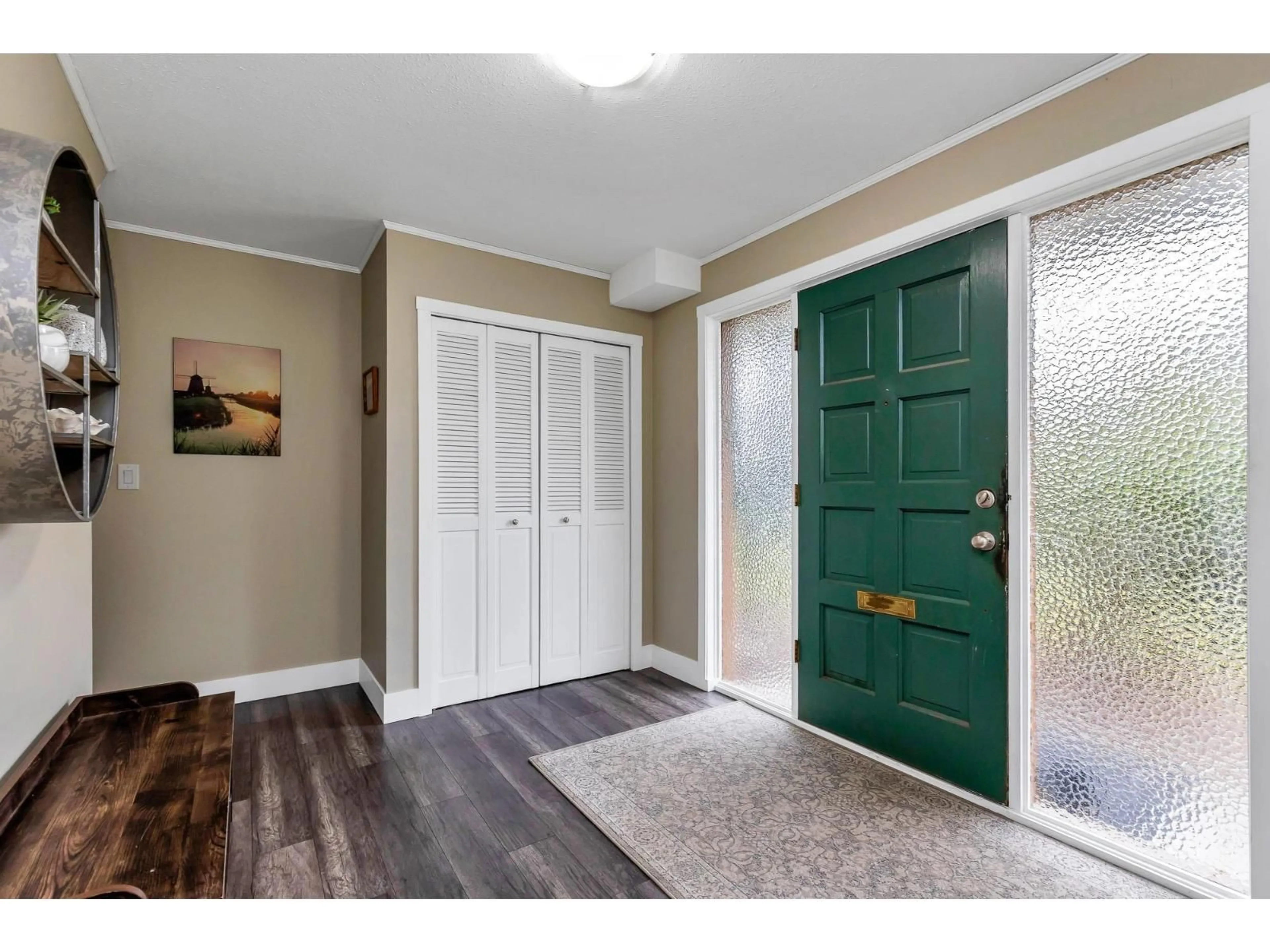 Indoor entryway for 34648 BLATCHFORD WAY, Abbotsford British Columbia V2S6M7
