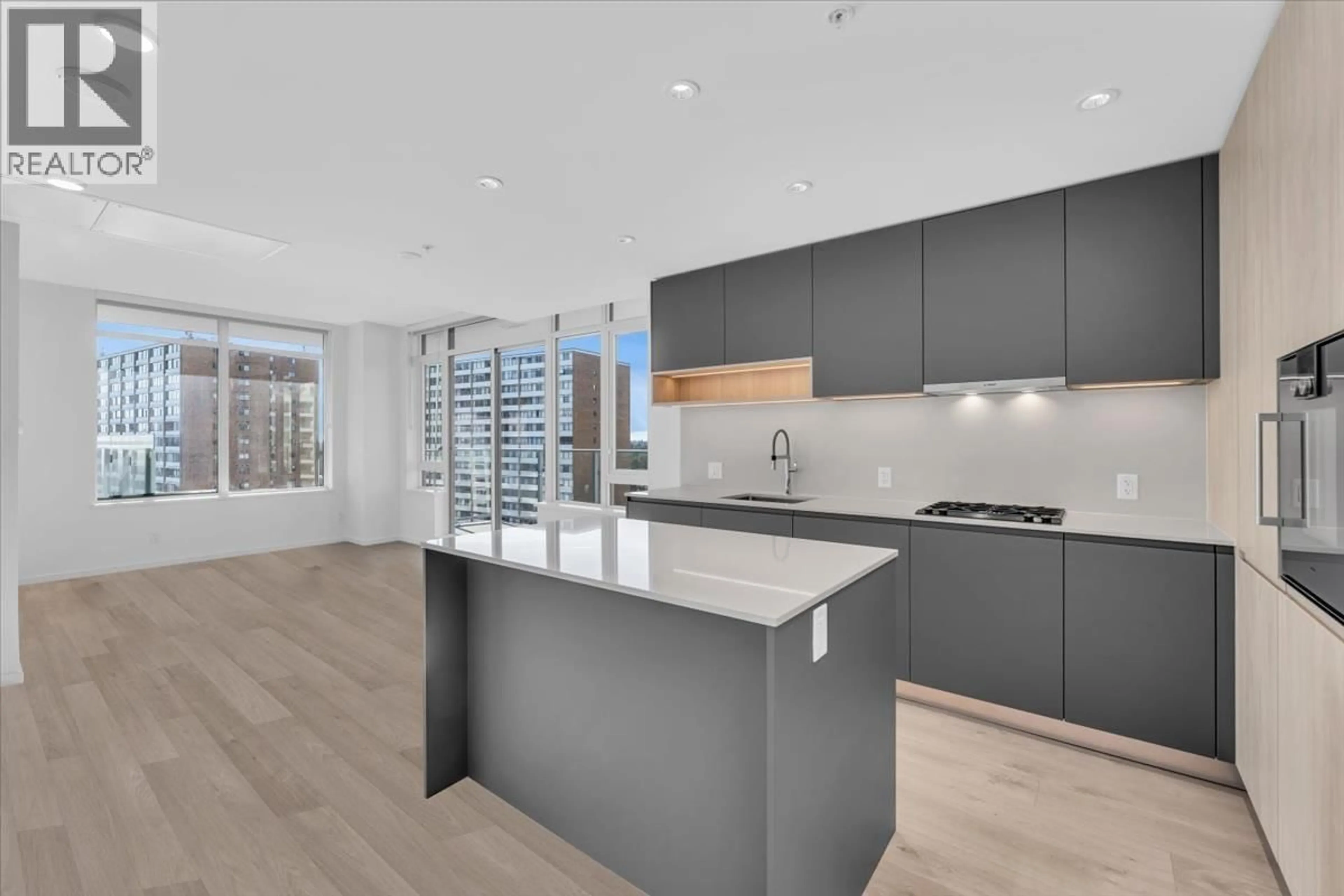 Open concept kitchen, unknown for 933 - 6300 MINORU BOULEVARD, Richmond British Columbia V6Y0N1