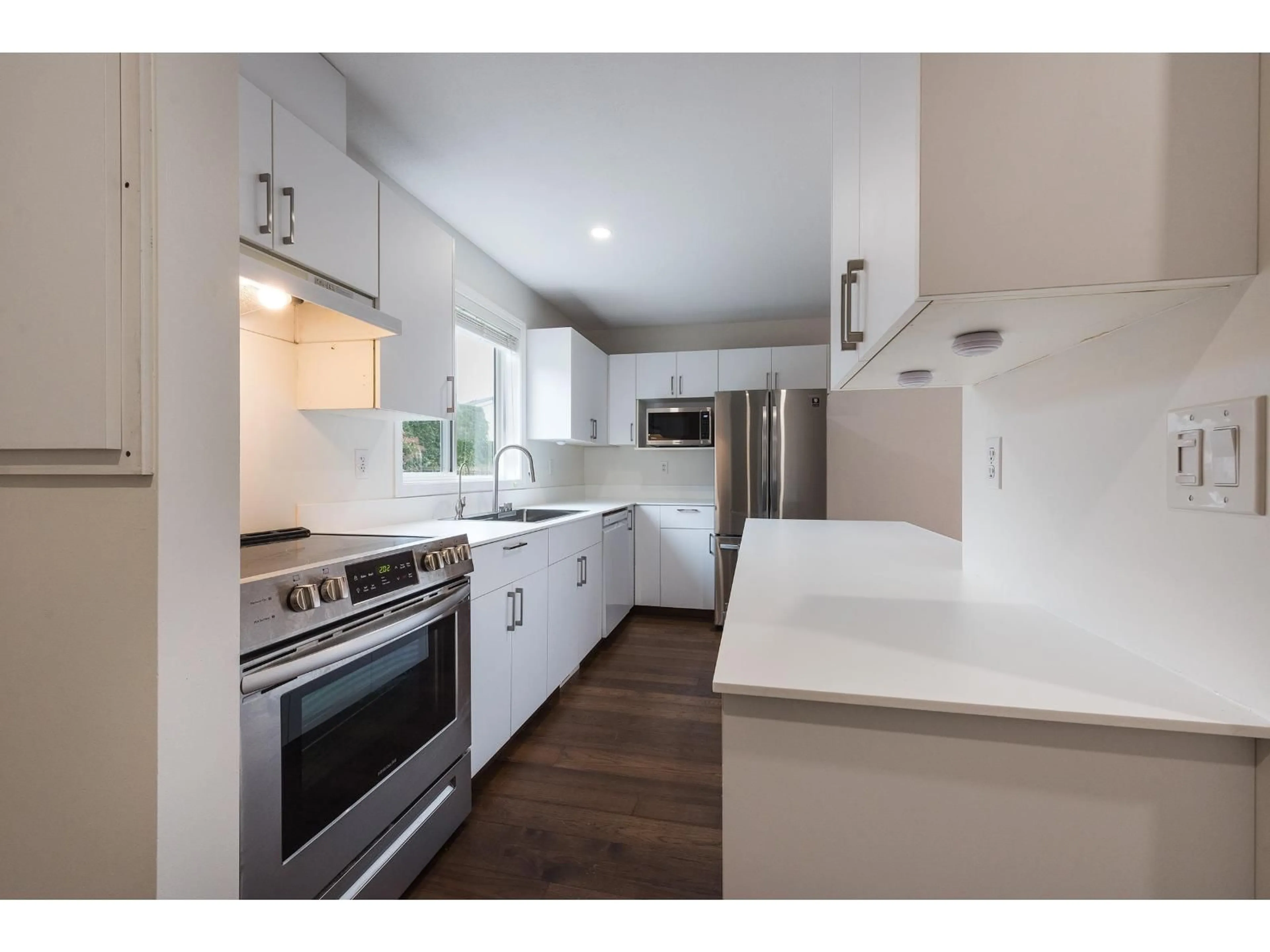 Open concept kitchen, unknown for 97 - 45185 WOLFE ROAD, Chilliwack British Columbia V2P1V5