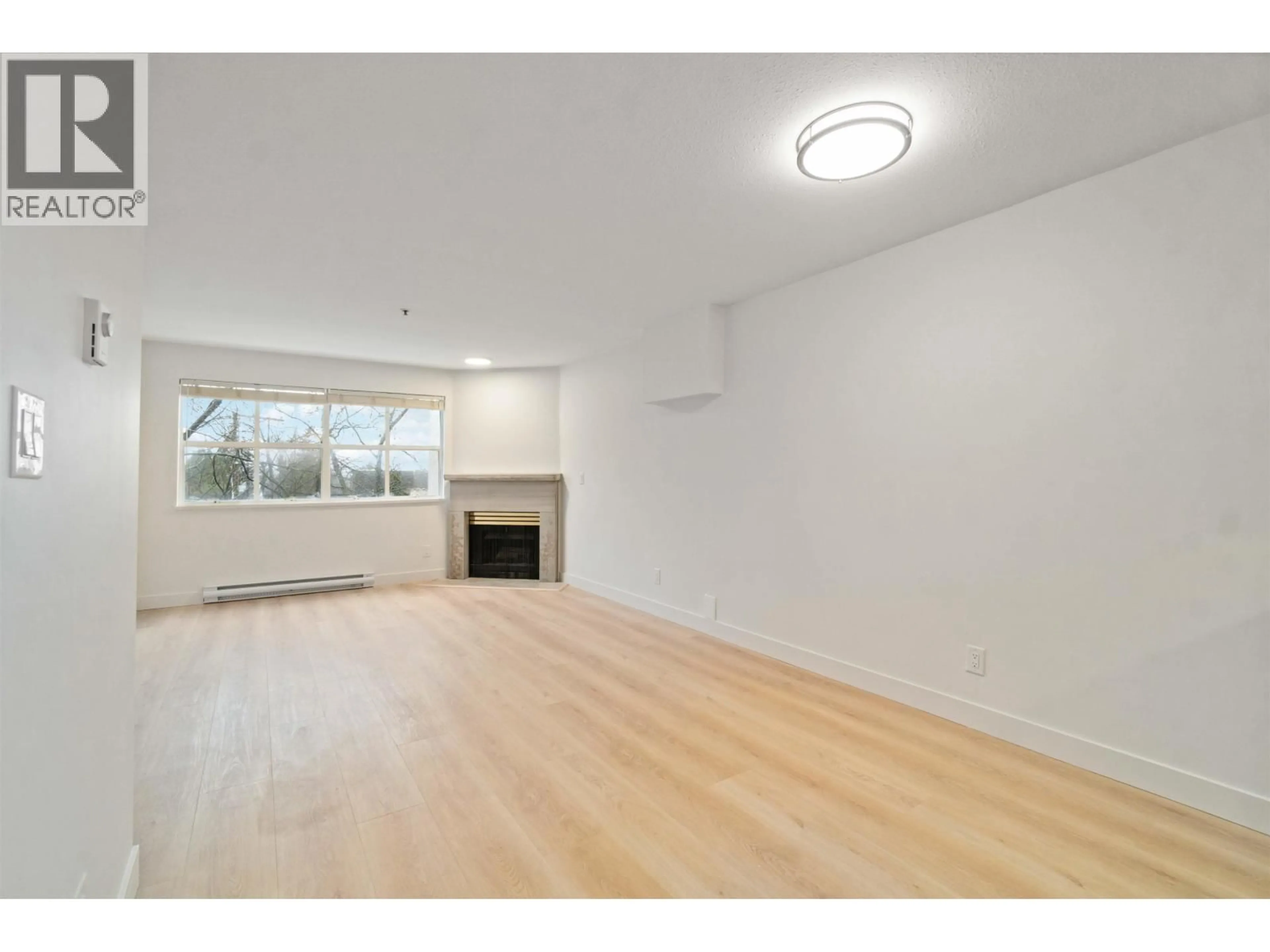 A pic of a room for 303 - 2928 COMMERCIAL DRIVE, Vancouver British Columbia V5N4C9