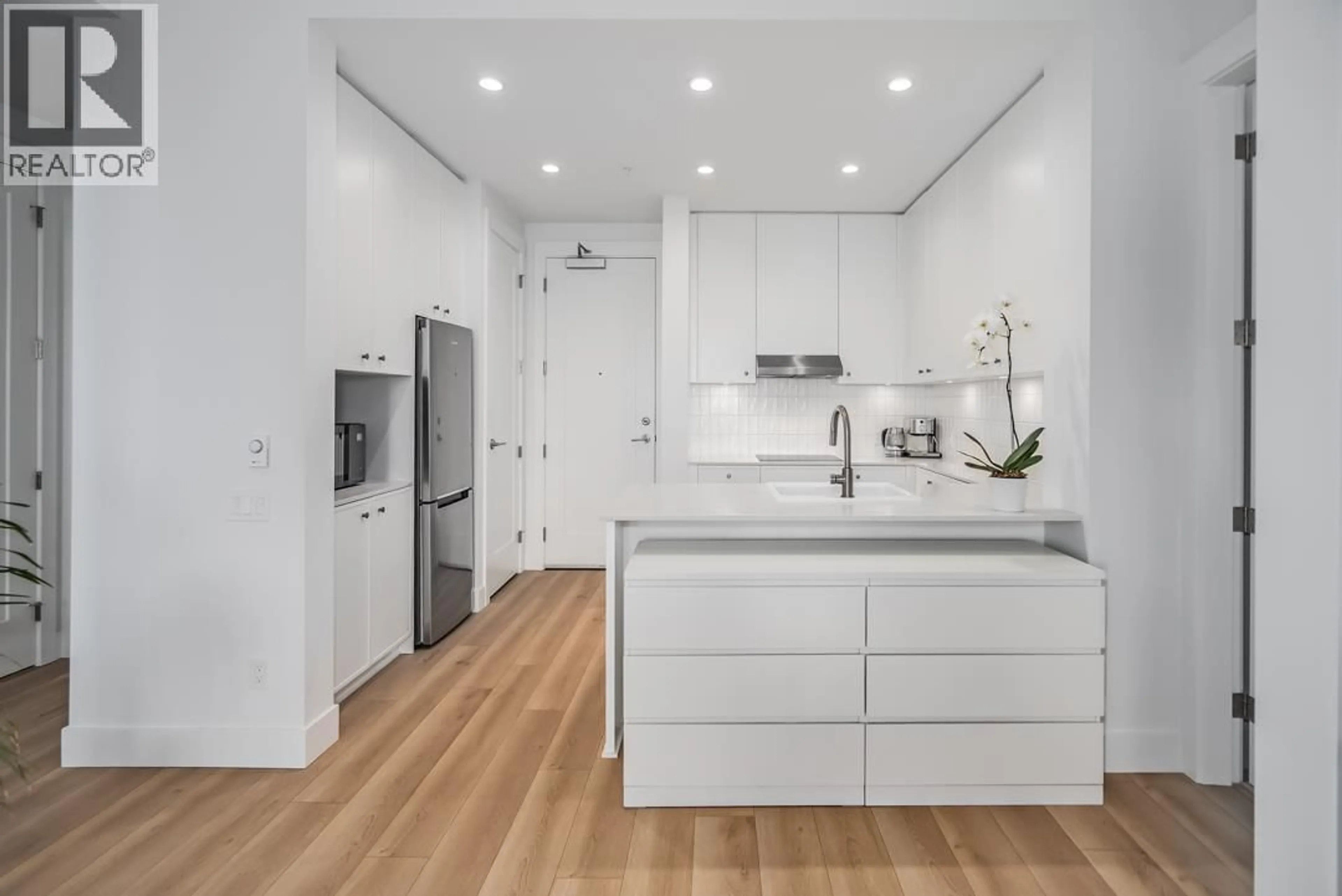 Unknown for 209 - 708 EDGAR AVENUE, Coquitlam British Columbia V3K0H3