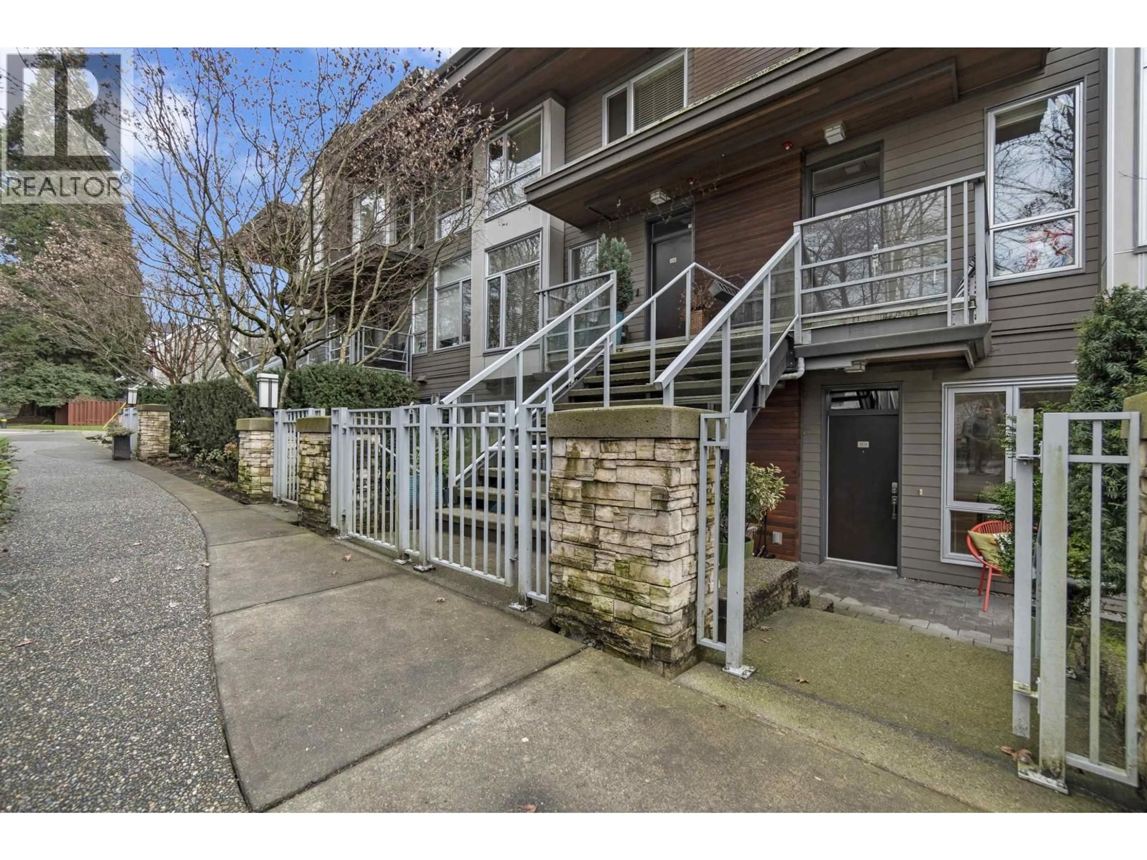 Unknown for 103 - 735 15TH STREET, North Vancouver British Columbia V7M0B8
