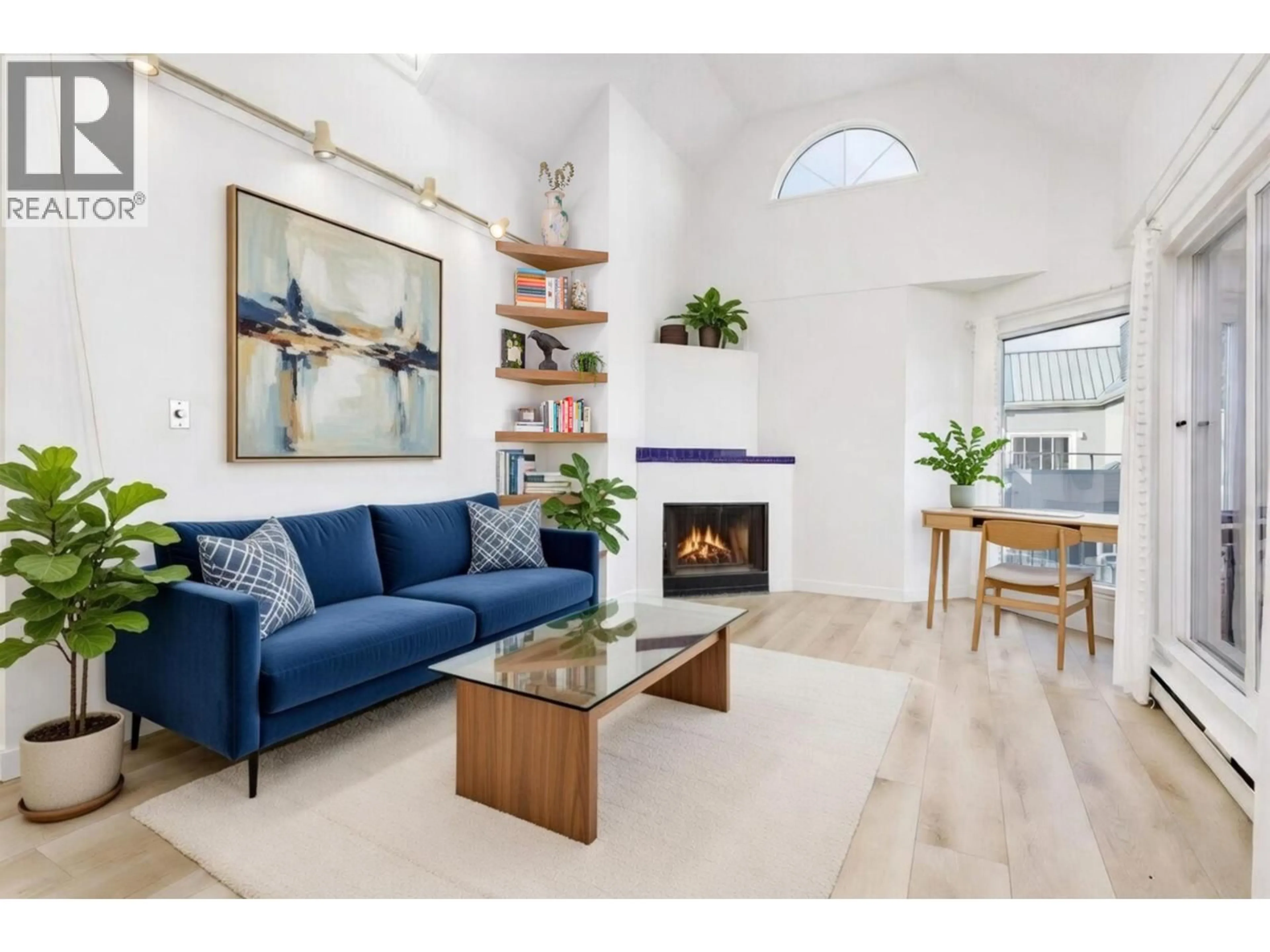 Living room with furniture, unknown for 401 - 1345 4TH AVENUE, Vancouver British Columbia V6H3Y8