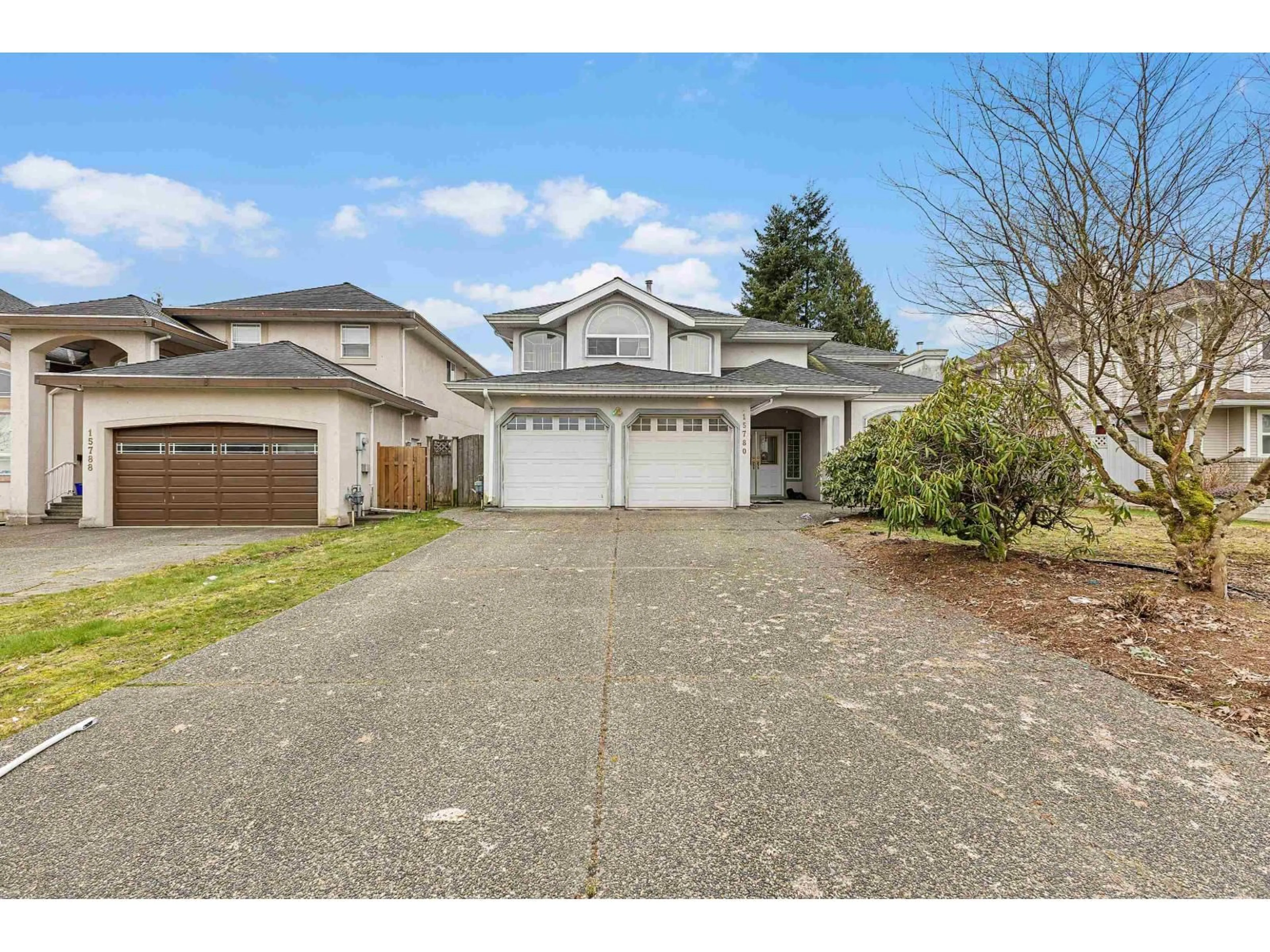 Unknown for 15780 99A AVENUE, Surrey British Columbia V4N2V7