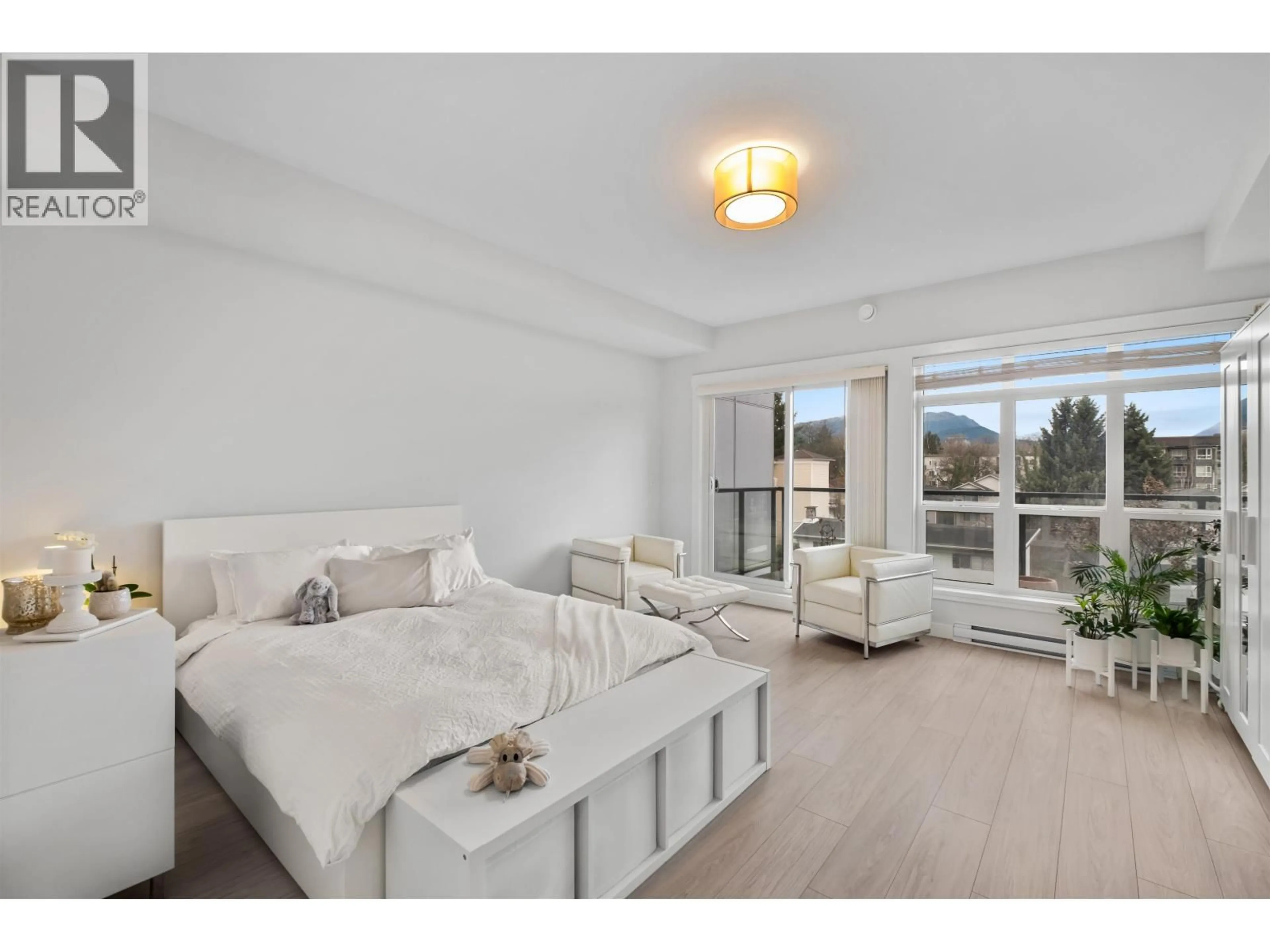 Bedroom with bed, unknown for 301 - 2356 WELCHER AVENUE, Port Coquitlam British Columbia V3C1X5