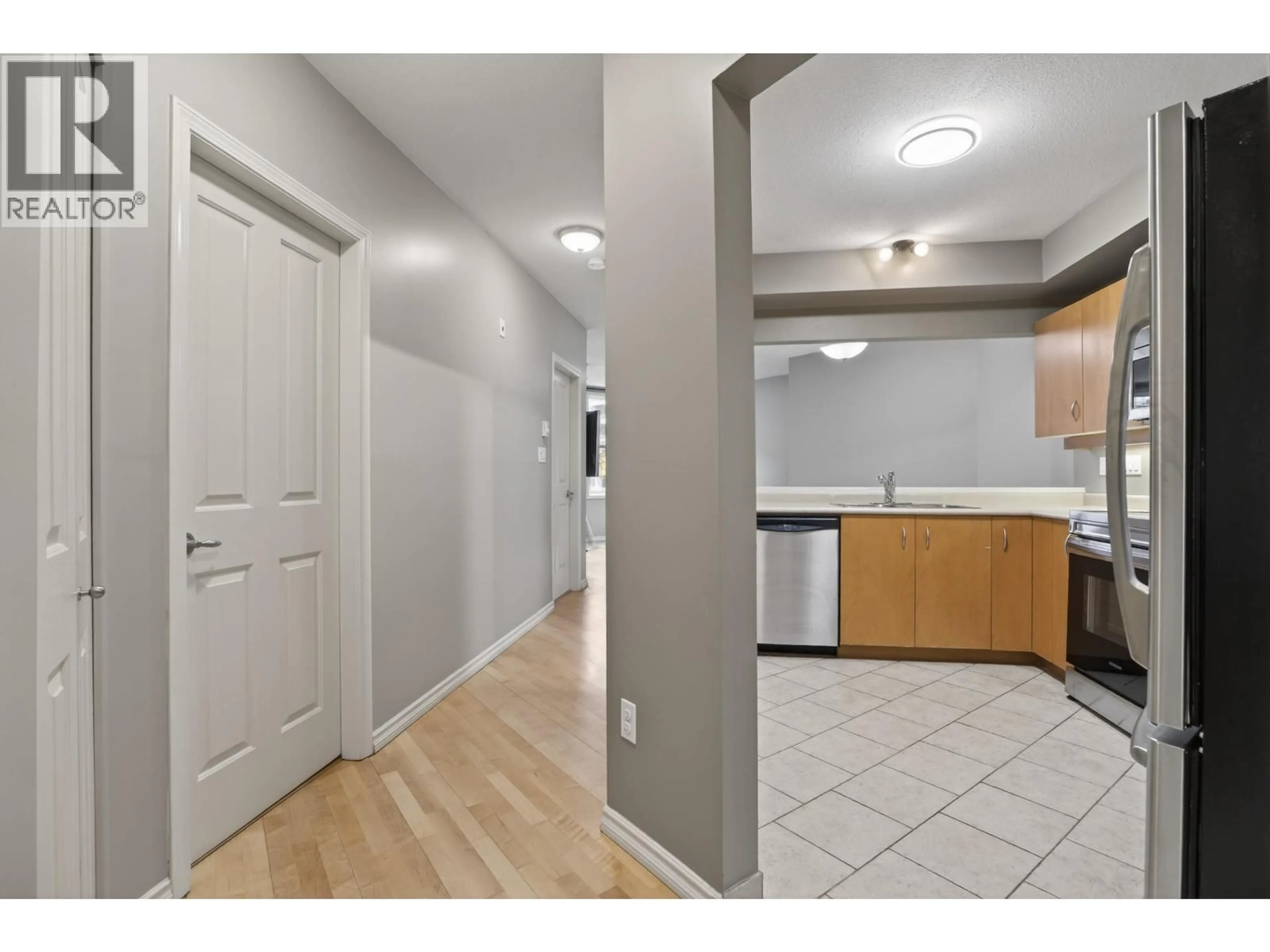 Unknown for 103 - 108 ESPLANADE, North Vancouver British Columbia V7M3M8