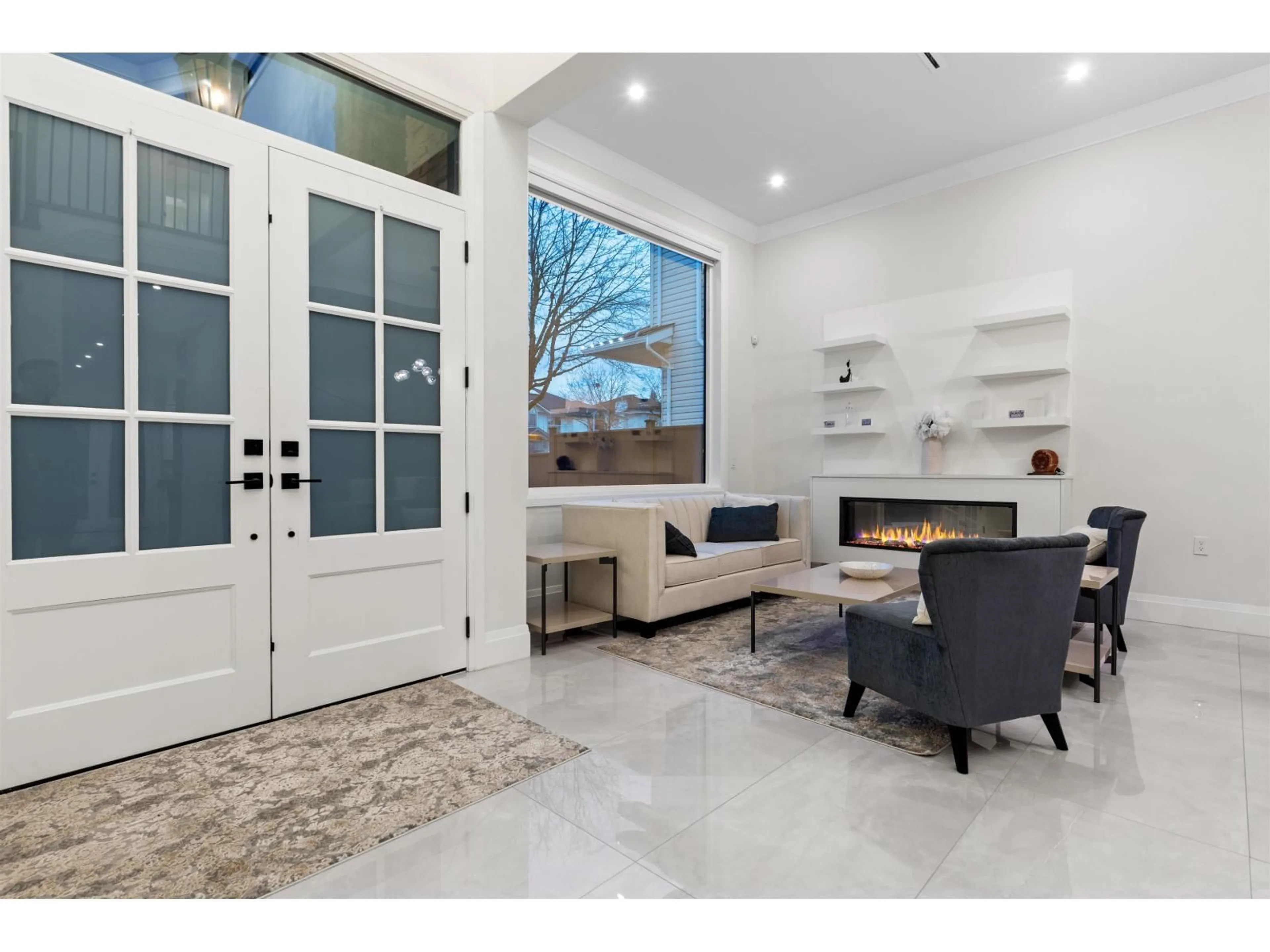 Unknown for 15901 88A AVENUE, Surrey British Columbia V4N2X9