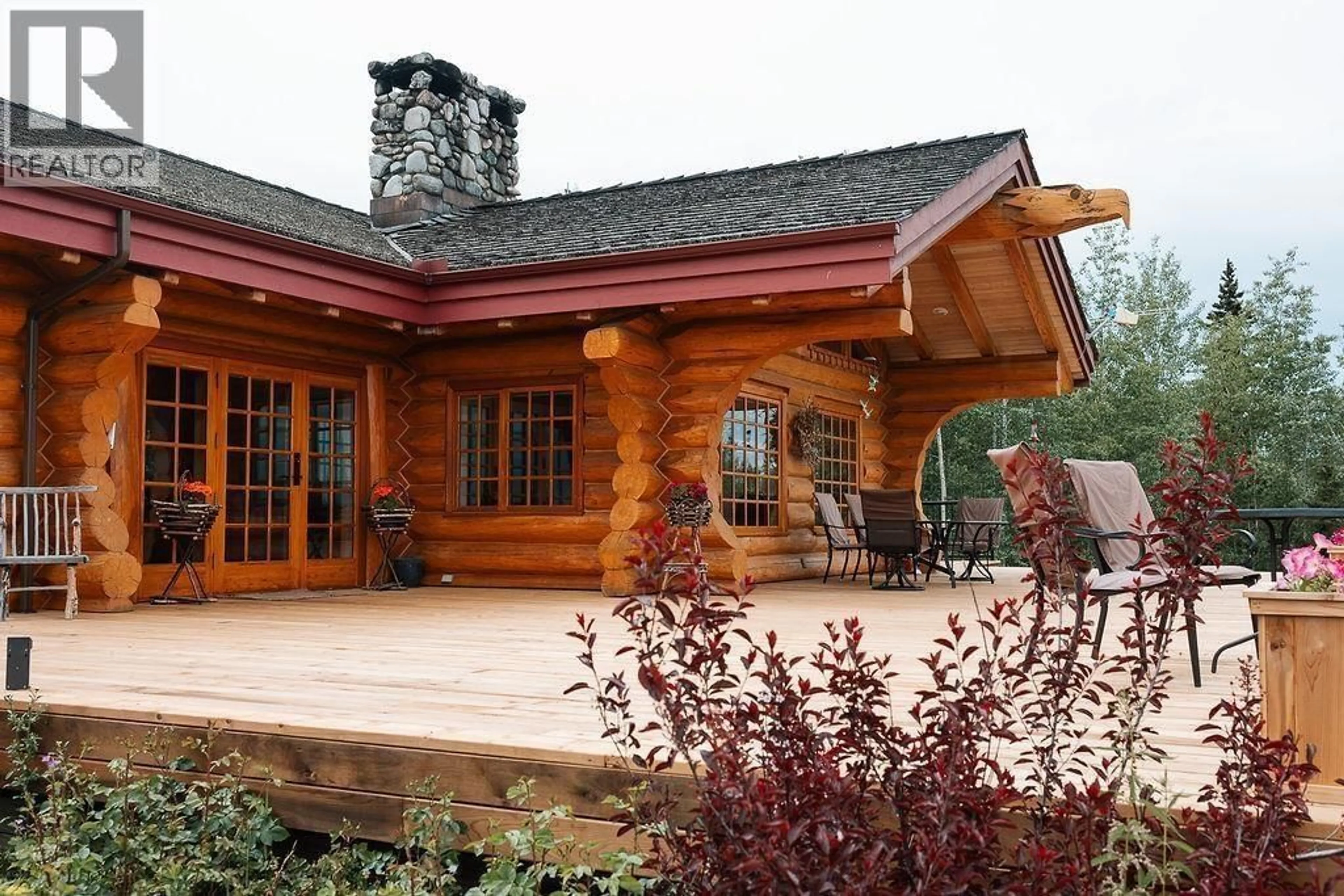 Patio, mountain view for 13516 27 HIGHWAY, Fort St. James British Columbia V0J1P0