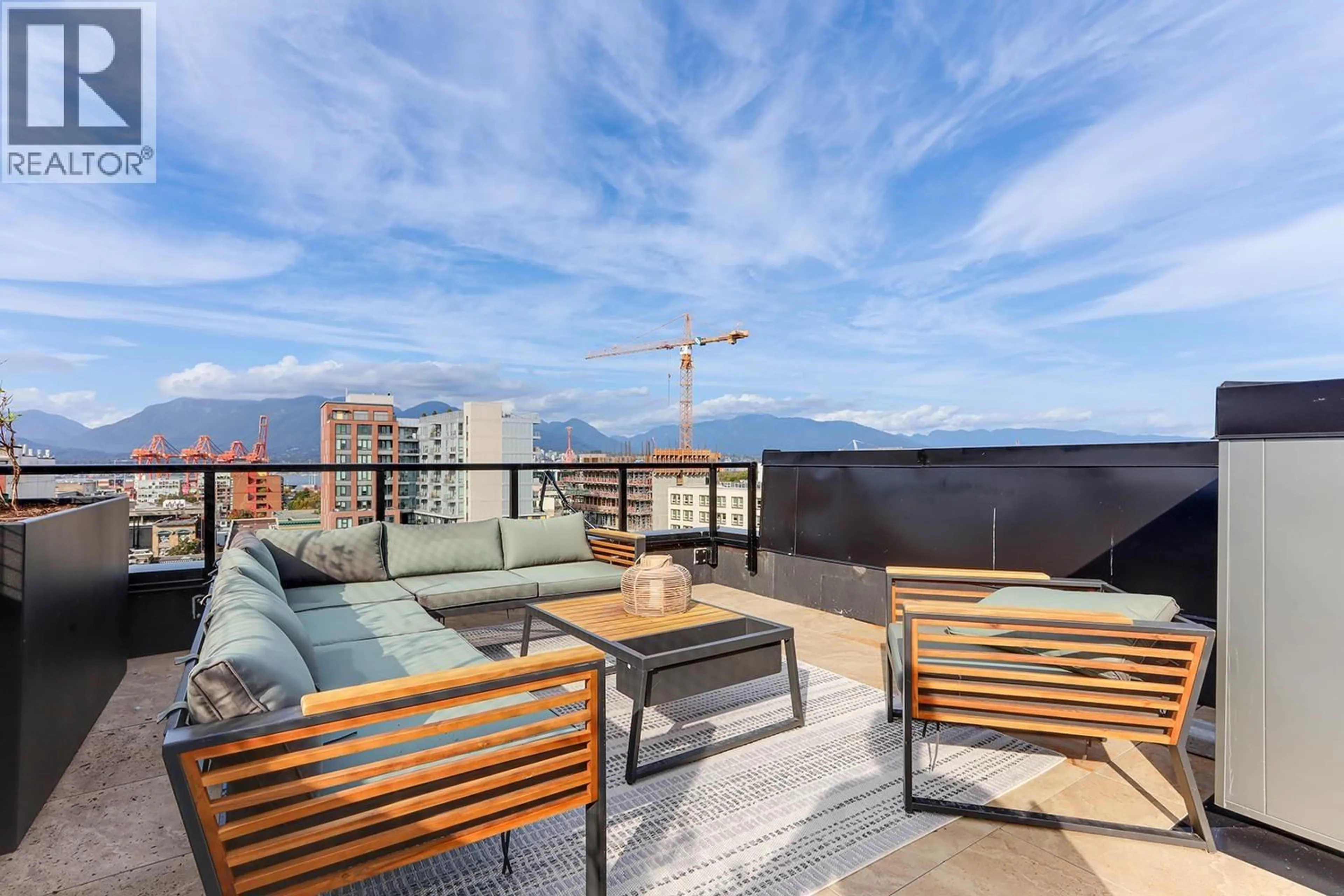 Patio, mountain view for 903 - 239 KEEFER STREET, Vancouver British Columbia V6A1X6