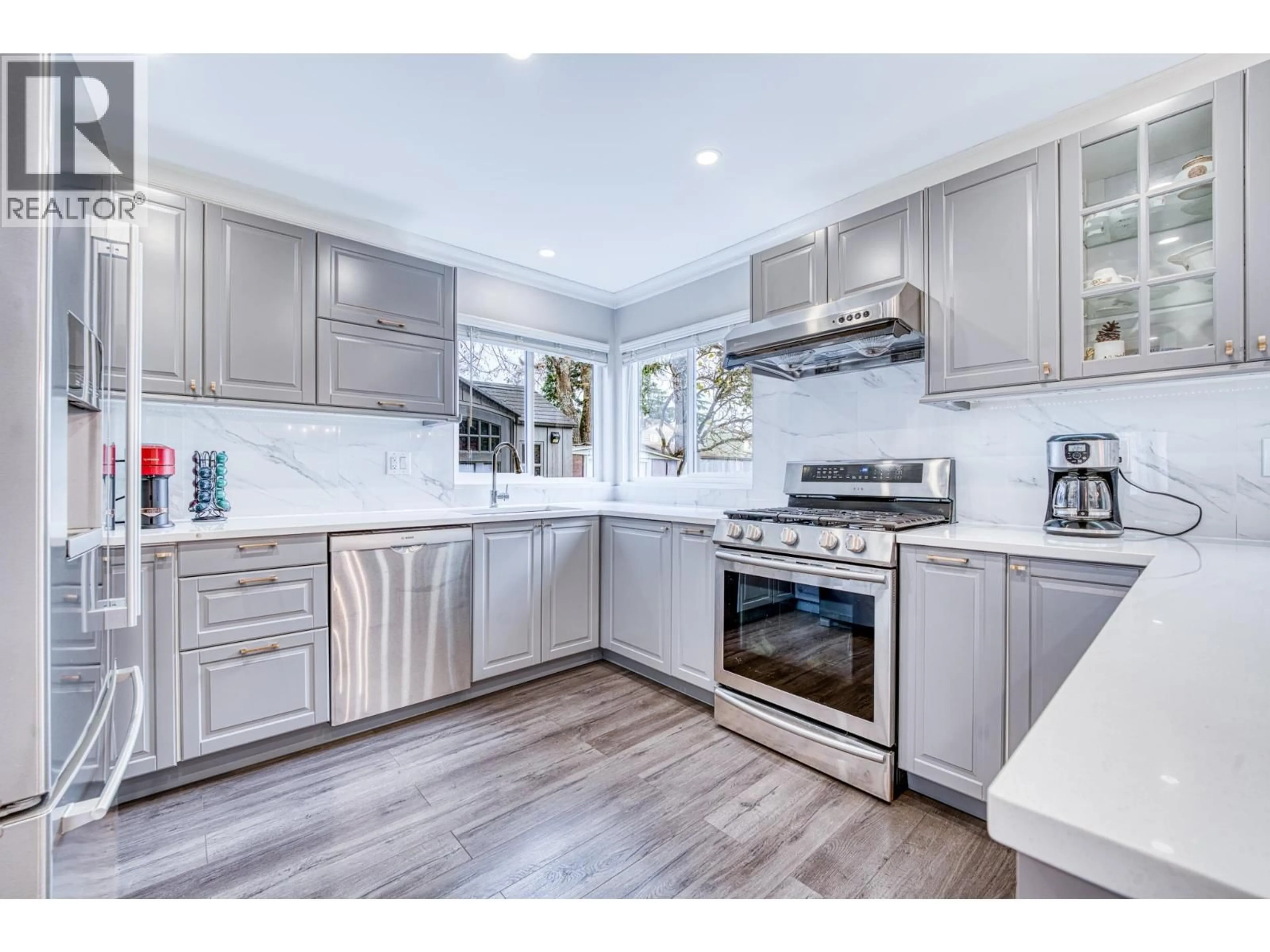 Open concept kitchen, unknown for 10420 TRURO DRIVE, Richmond British Columbia V7E5B4