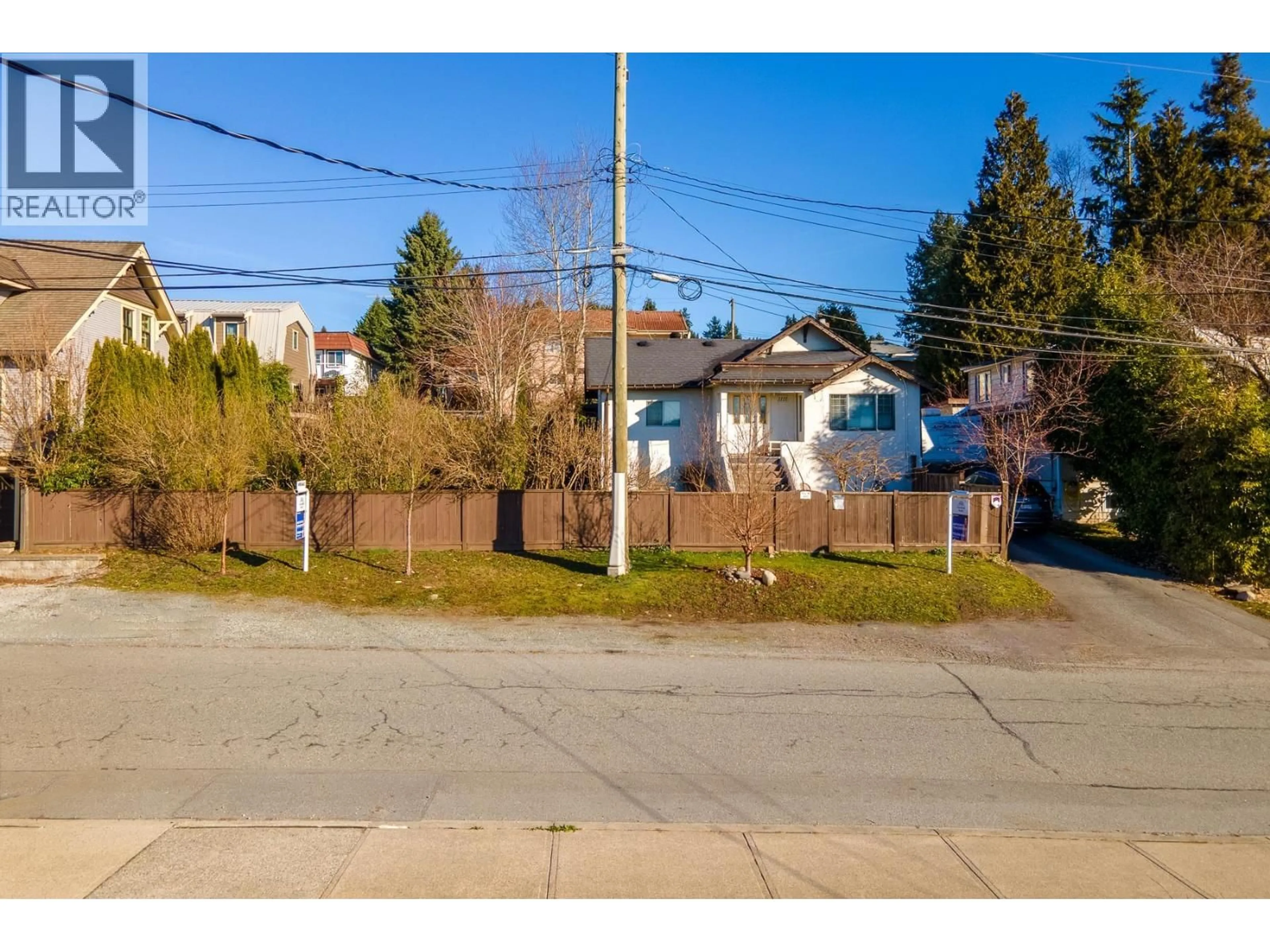 A pic from outside/outdoor area/front of a property/back of a property/a pic from drone, street for 1111 CARTIER AVENUE, Coquitlam British Columbia V3K2C1