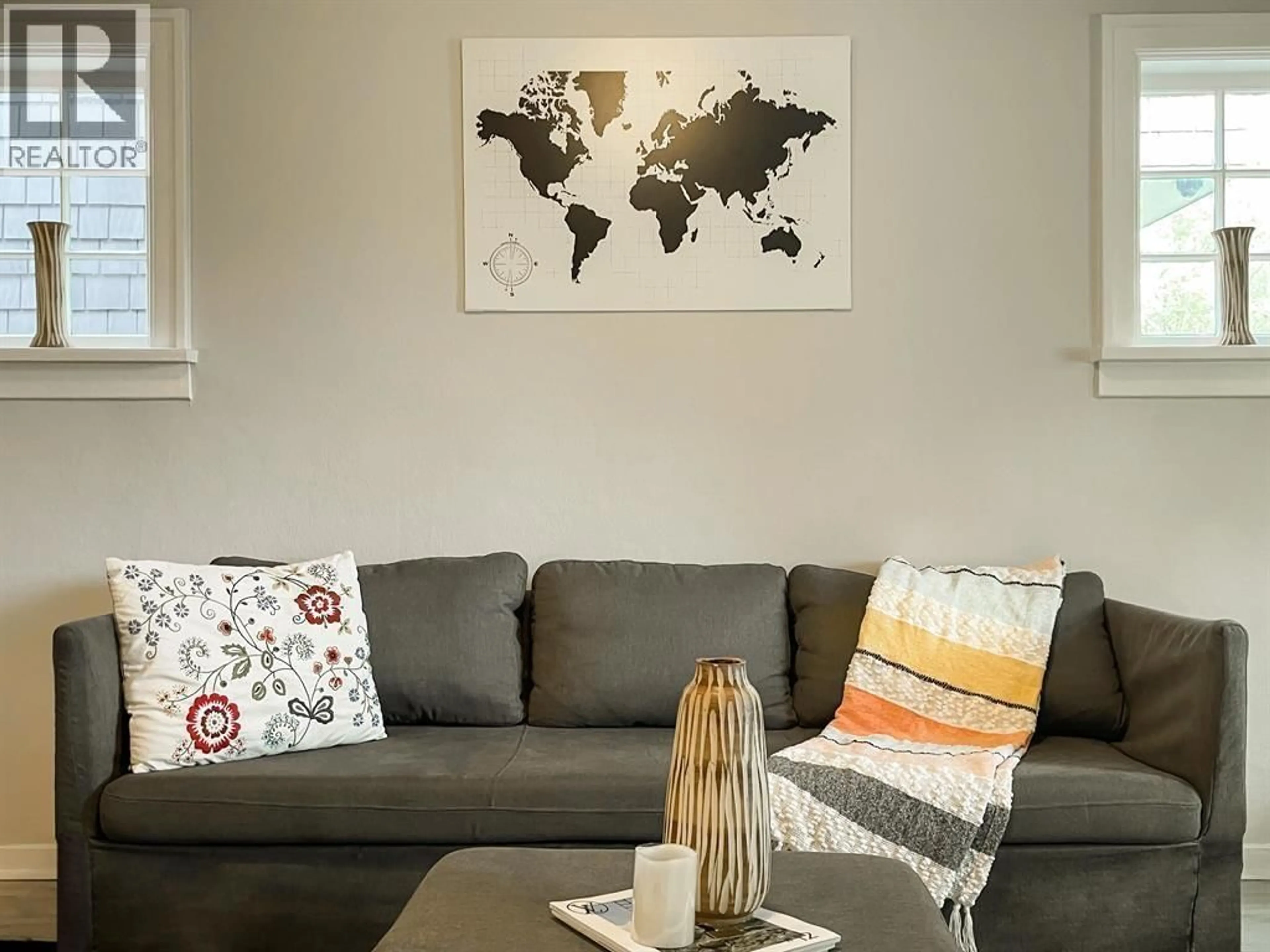 Living room with furniture, unknown for 3093 29TH AVENUE, Vancouver British Columbia V6L1Y5