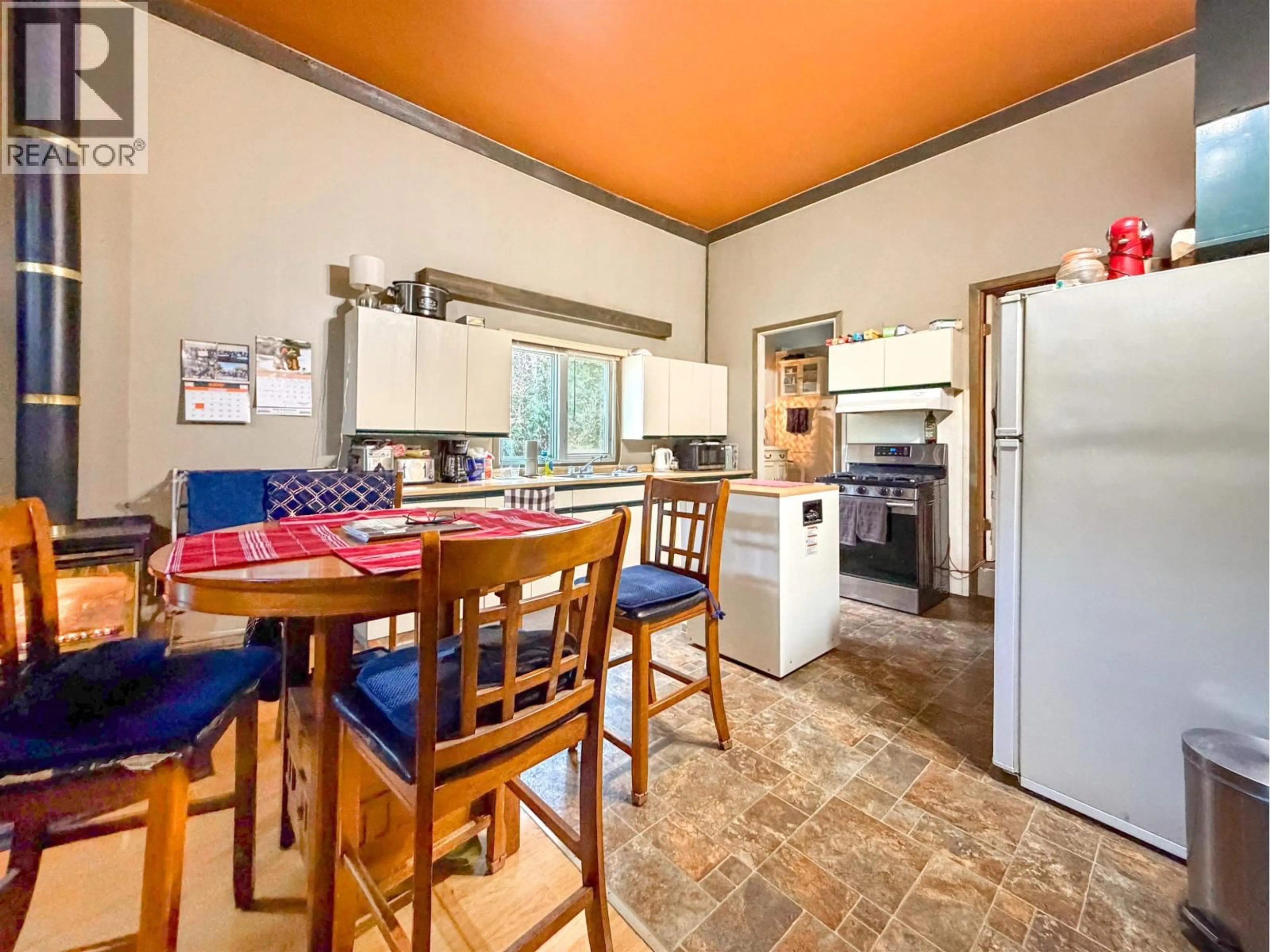 Standard kitchen, ceramic/tile floor for 3455 OLD LAKELSE LAKE DRIVE, Terrace British Columbia V8G0G6